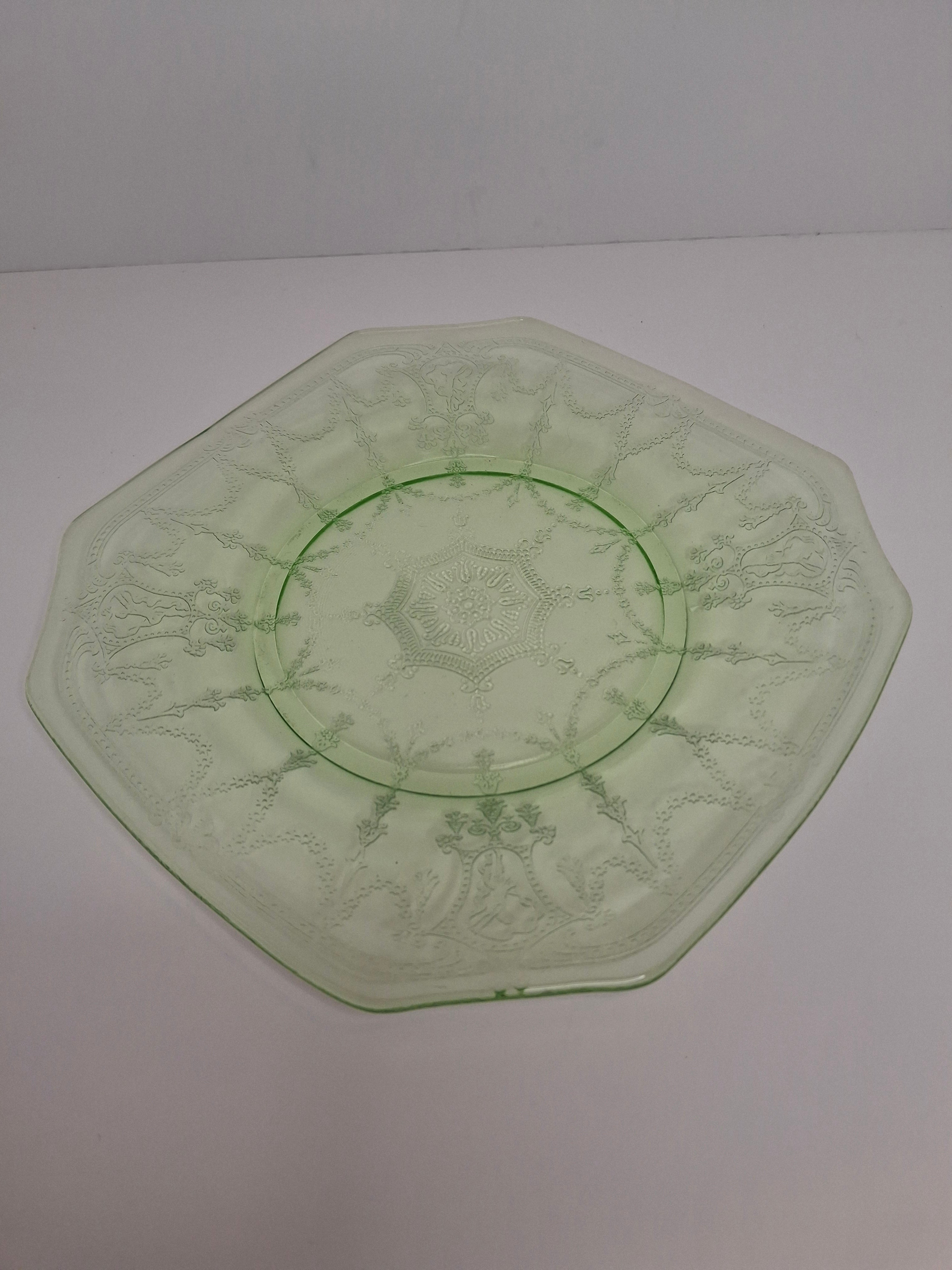 Anchor Hocking Cameo Ballerina Green Uranium Depression Glass Plates Set