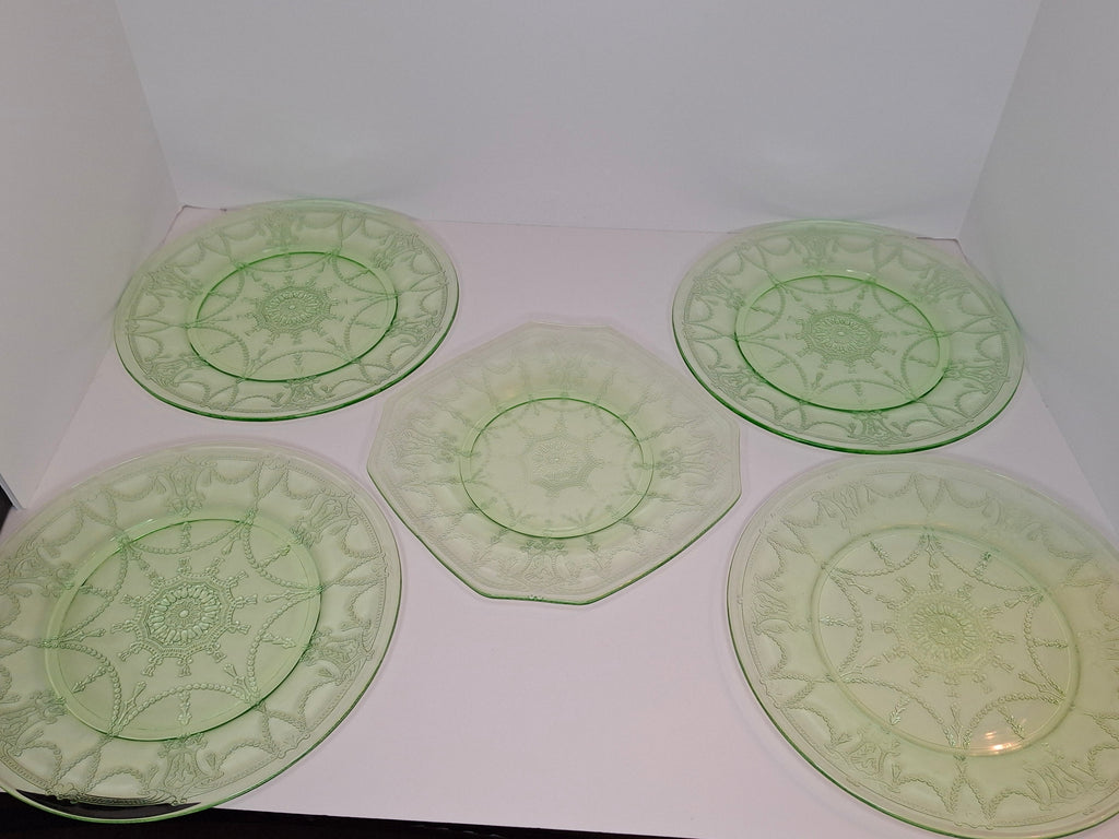 Anchor Hocking Cameo Ballerina Green Uranium Depression Glass Plates Set