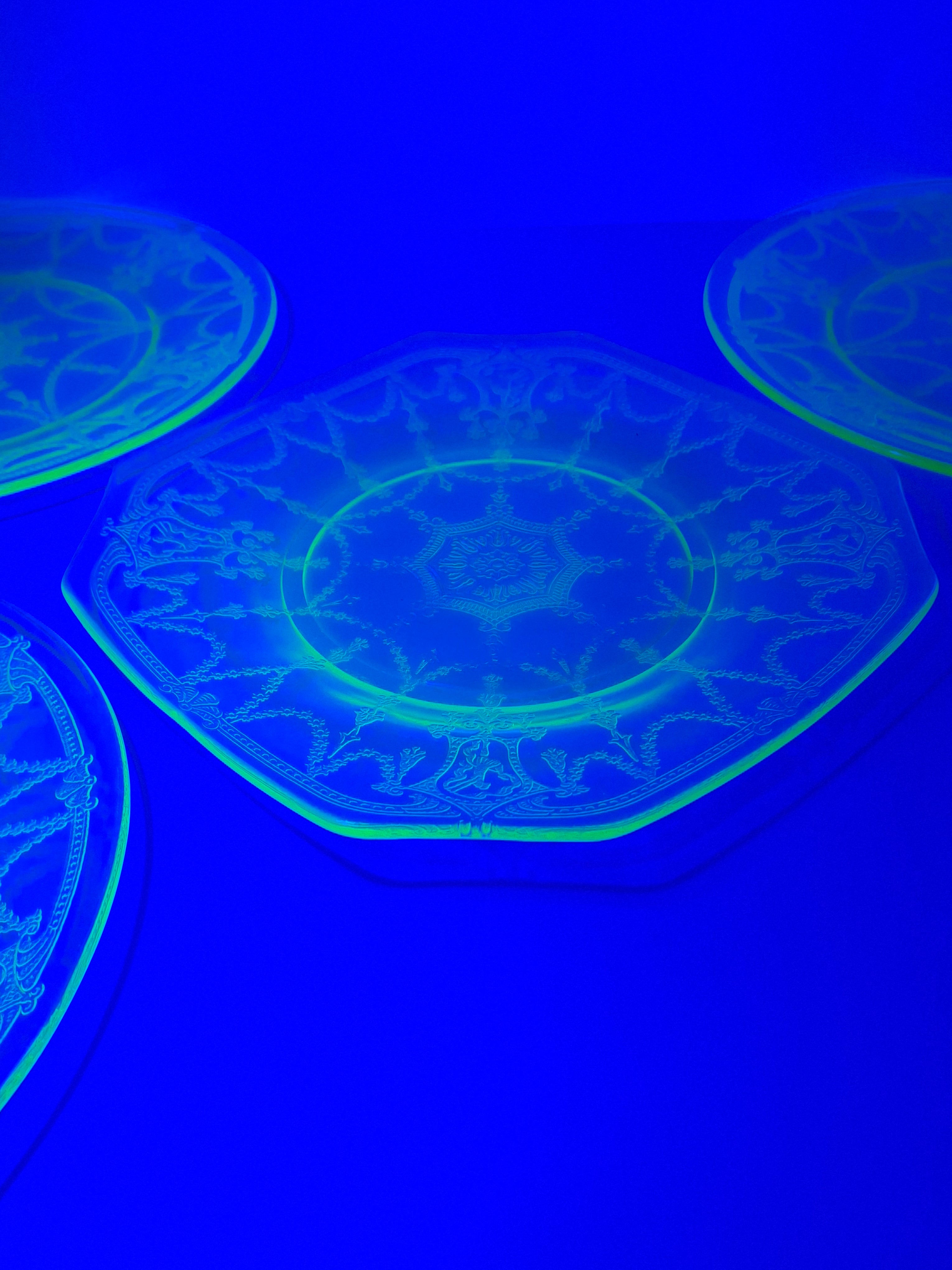 Anchor Hocking Cameo Ballerina Green Uranium Depression Glass Plates Set