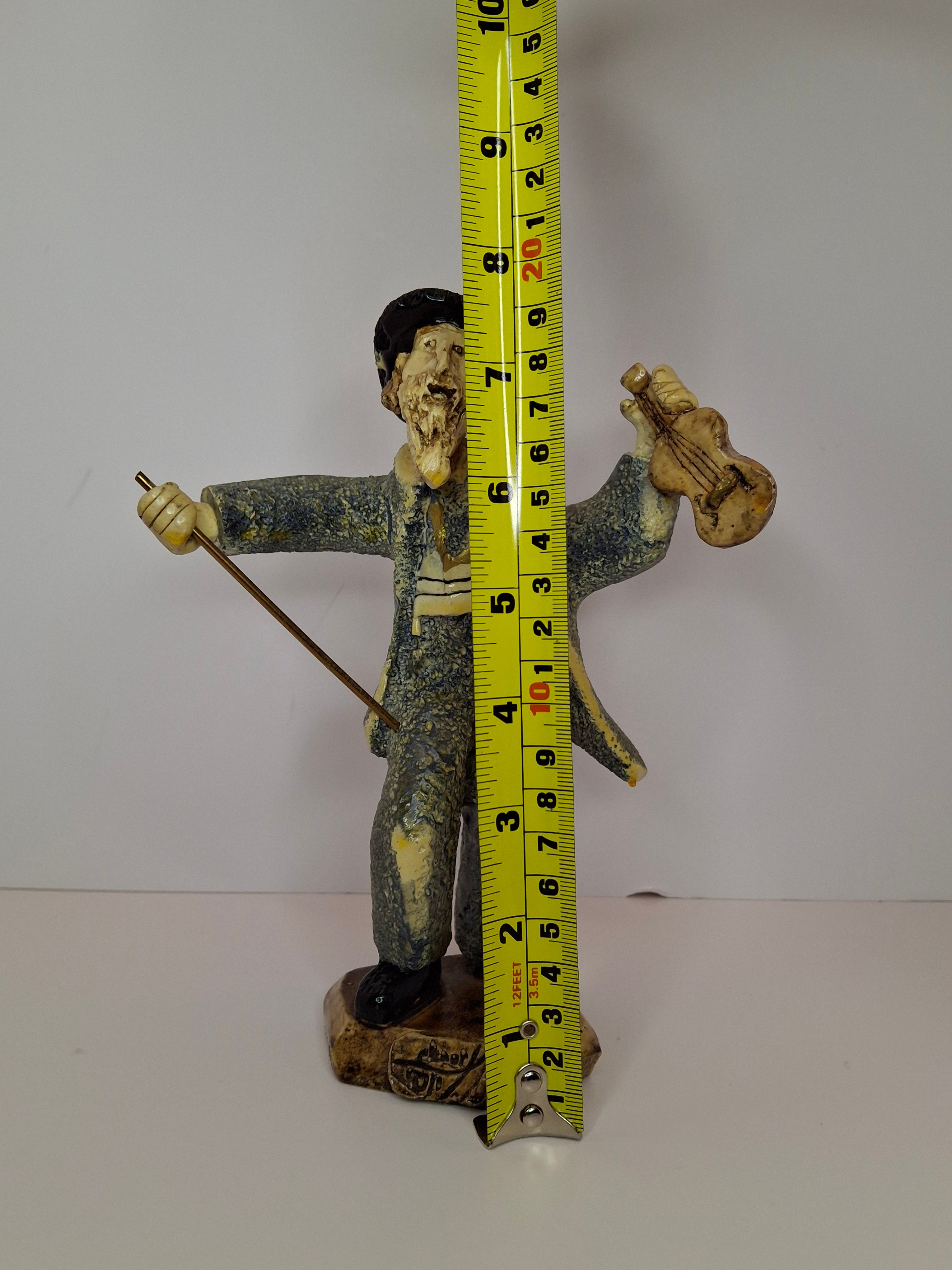 Vintage Yossi Nussbaum Israeli Ceramic Fiddler Sculpture - Judaica Rabbi Musician with Violin Figurine, Signed, Circa 1985