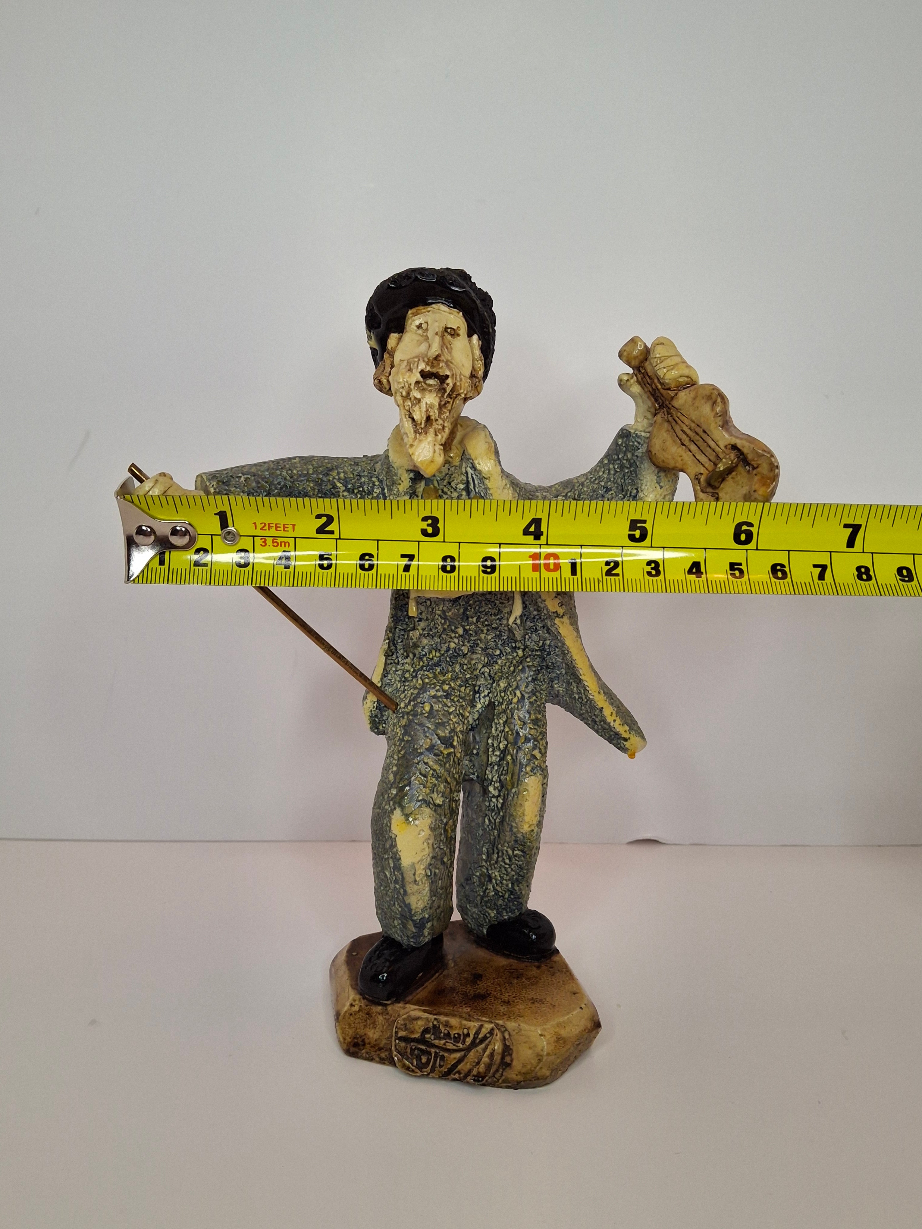 Vintage Yossi Nussbaum Israeli Ceramic Fiddler Sculpture - Judaica Rabbi Musician with Violin Figurine, Signed, Circa 1985