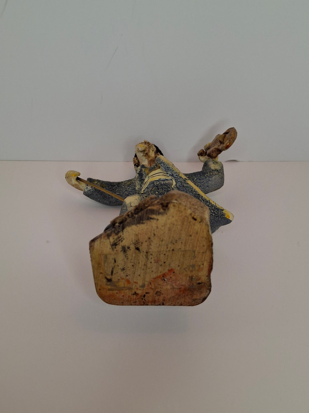 Vintage Yossi Nussbaum Israeli Ceramic Fiddler Sculpture - Judaica Rabbi Musician with Violin Figurine, Signed, Circa 1985