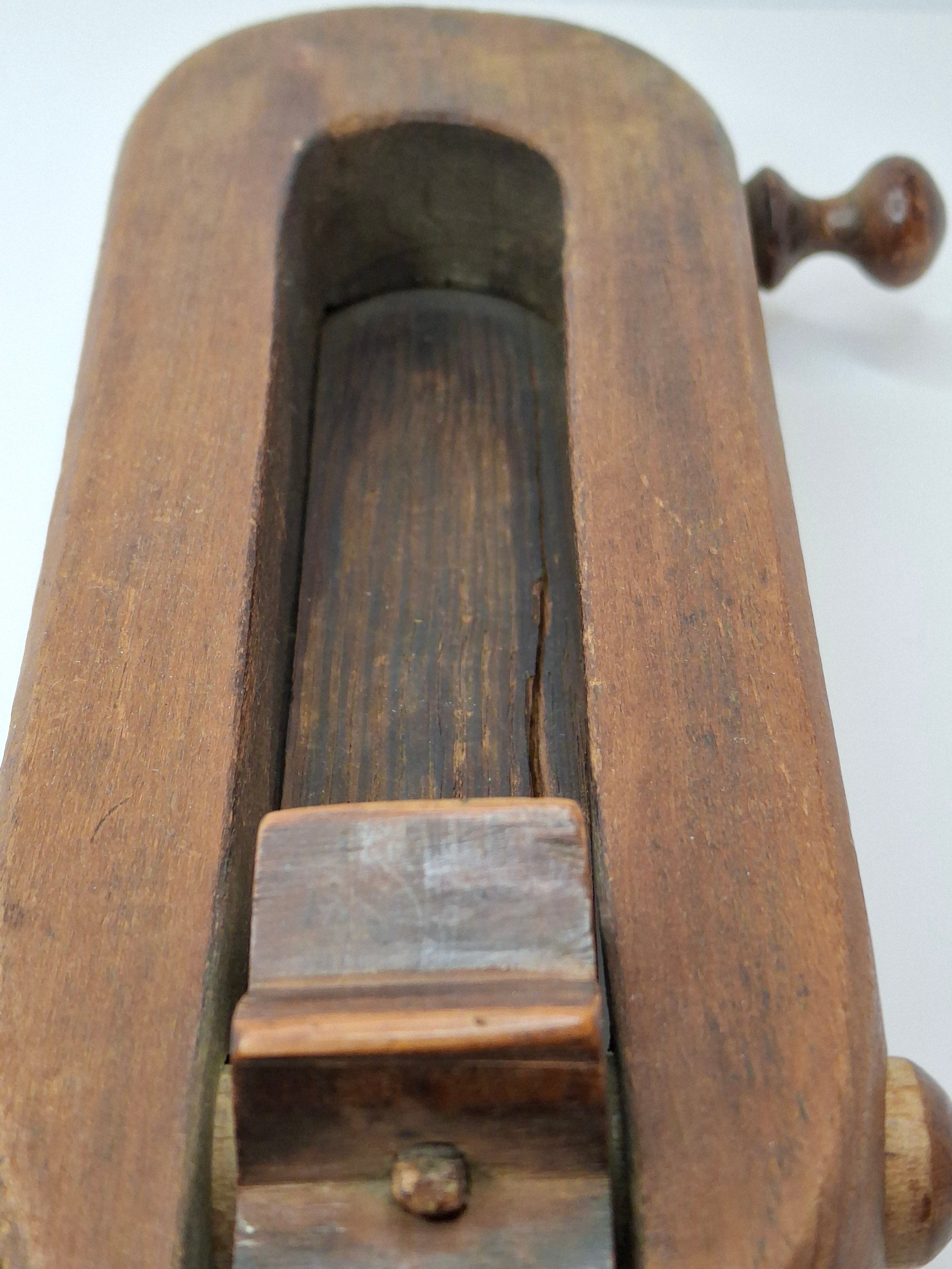 Antique Wooden Purim Grogger Noisemaker - Judaica Ratchet Collectible, Circa Late 19th Century