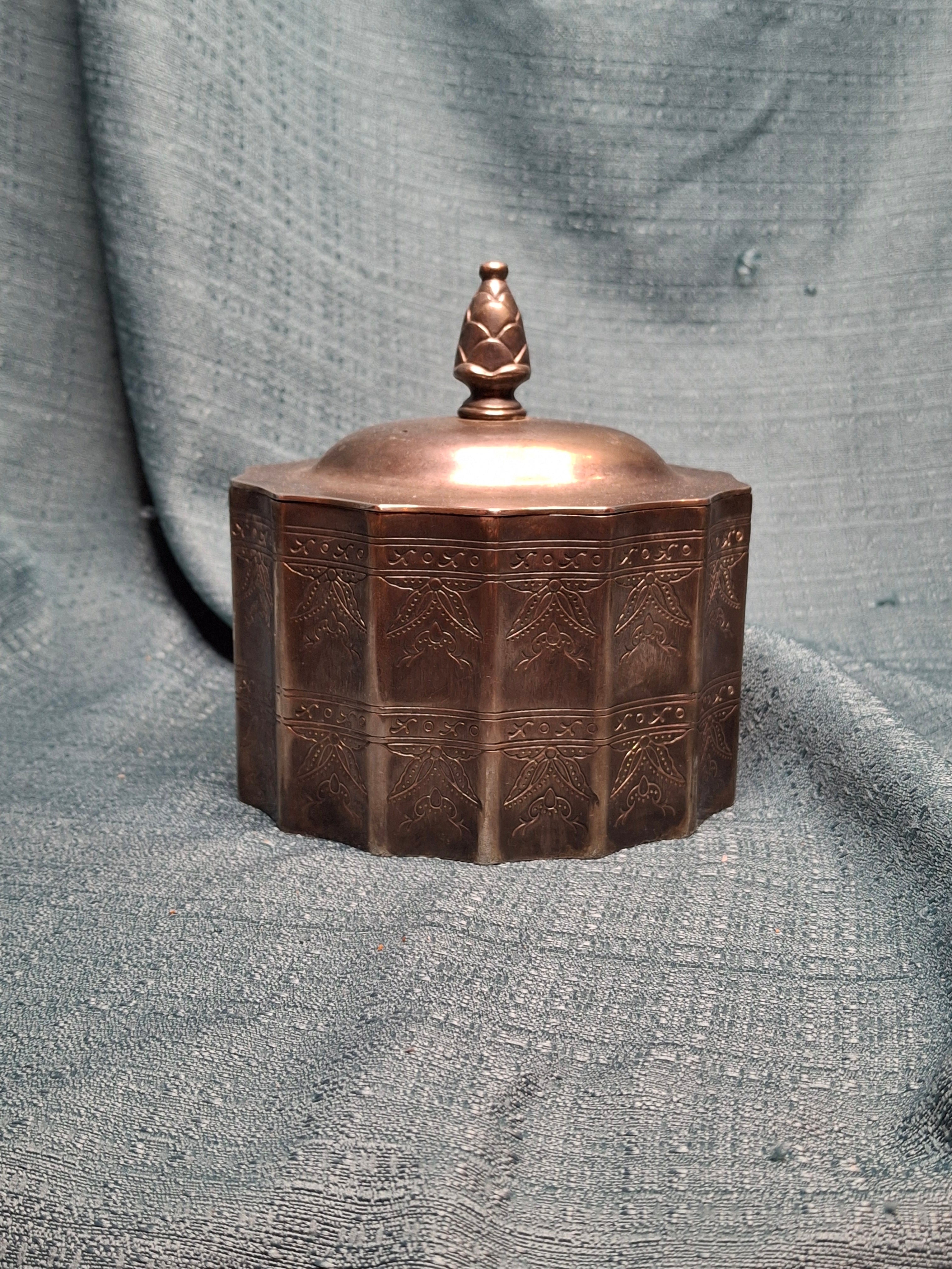 Vintage 1991 Godinger Silver Plated Etrog Box - Judaica Trinket Container with Red Velvet Interior