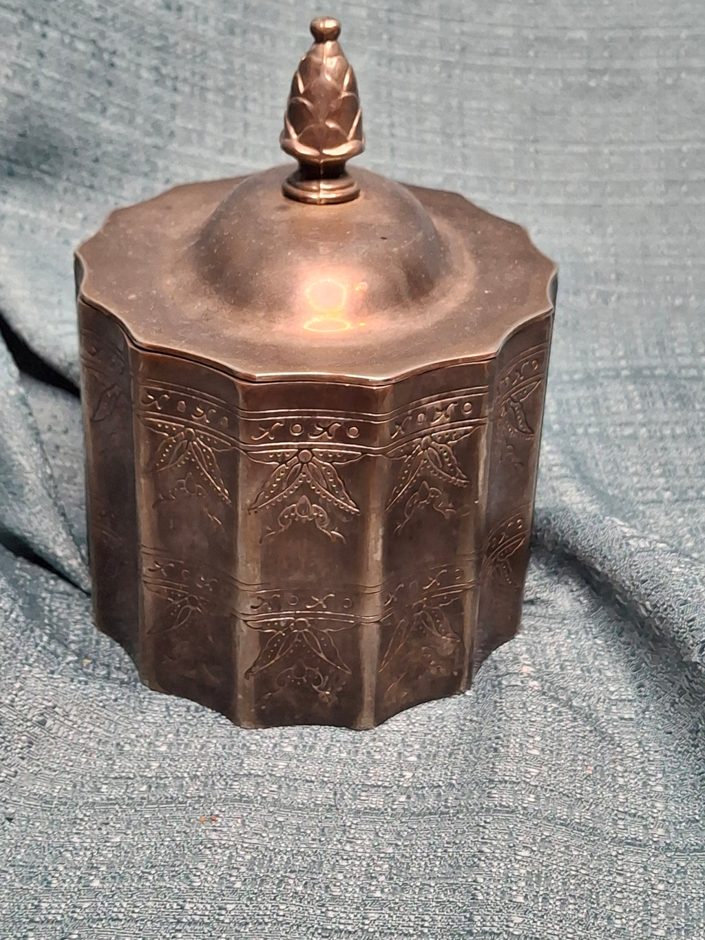 Vintage 1991 Godinger Silver Plated Etrog Box - Judaica Trinket Container with Red Velvet Interior