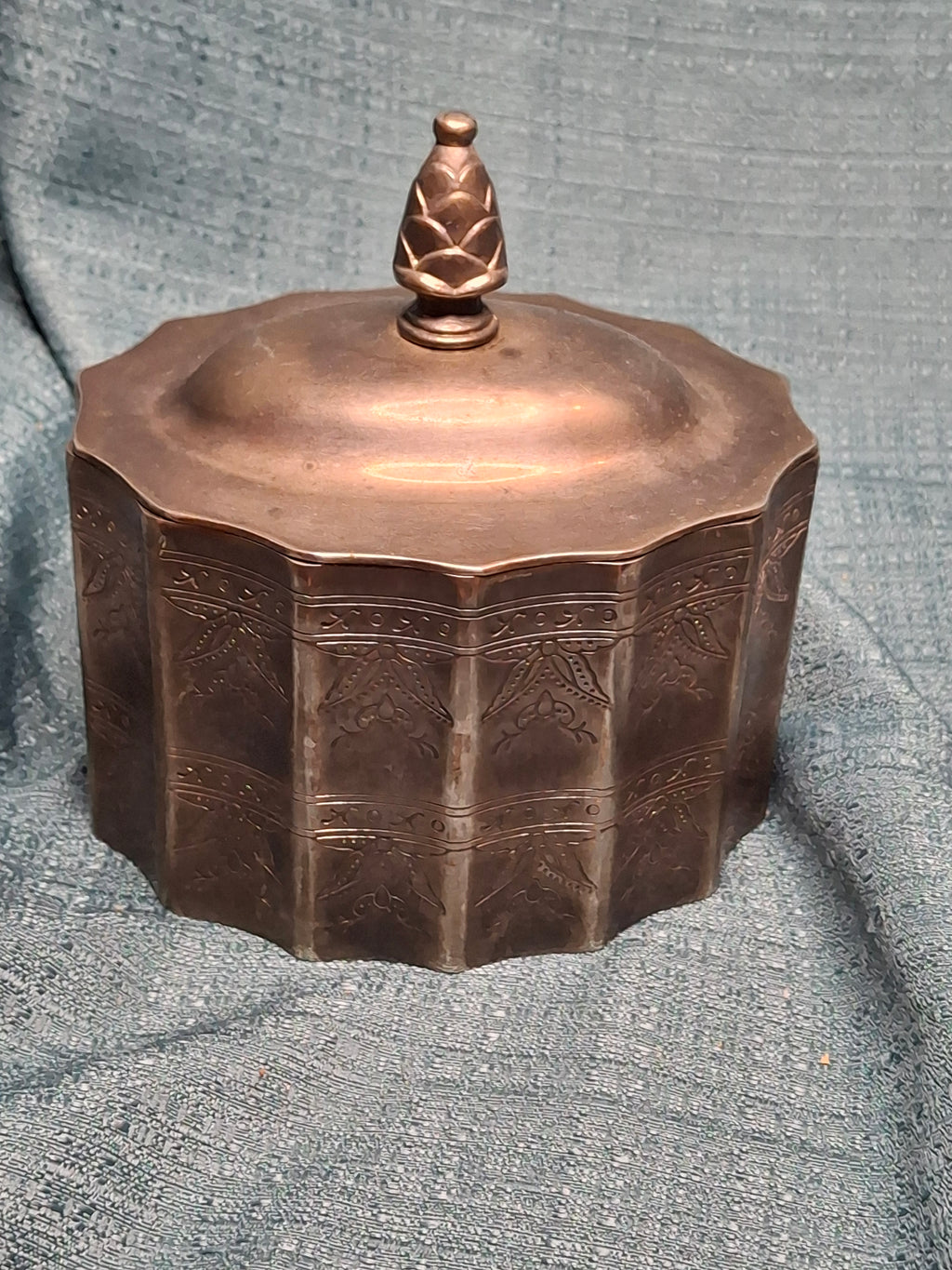 Vintage 1991 Godinger Silver Plated Etrog Box - Judaica Trinket Container with Red Velvet Interior