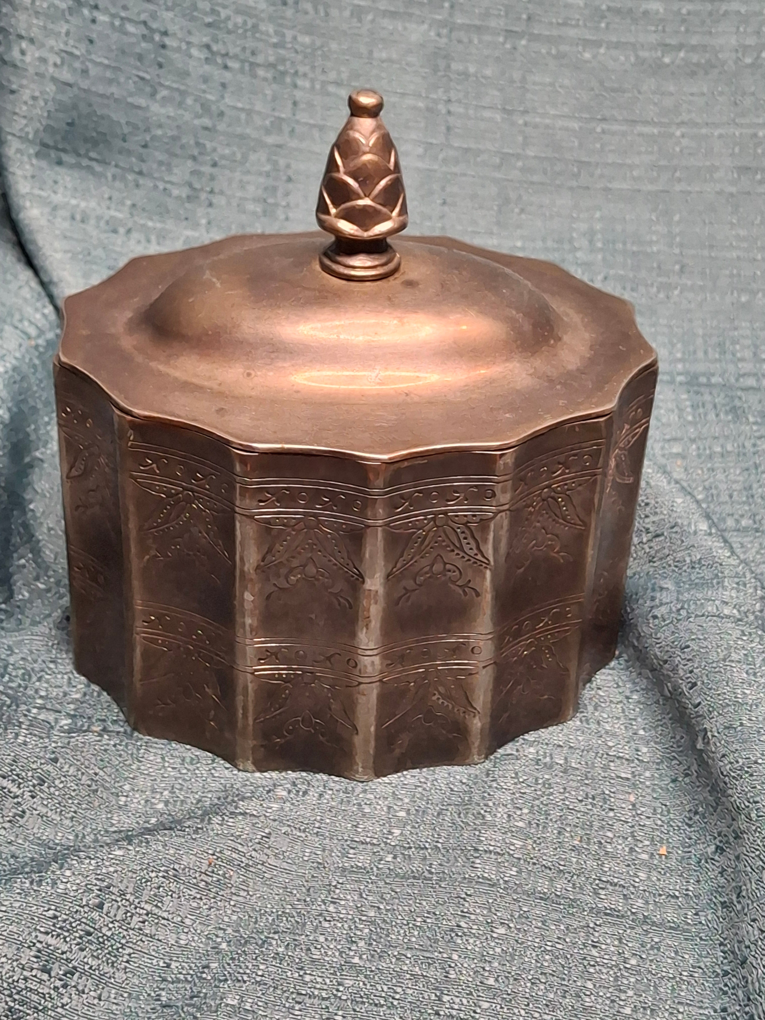 Vintage 1991 Godinger Silver Plated Etrog Box - Judaica Trinket Container with Red Velvet Interior