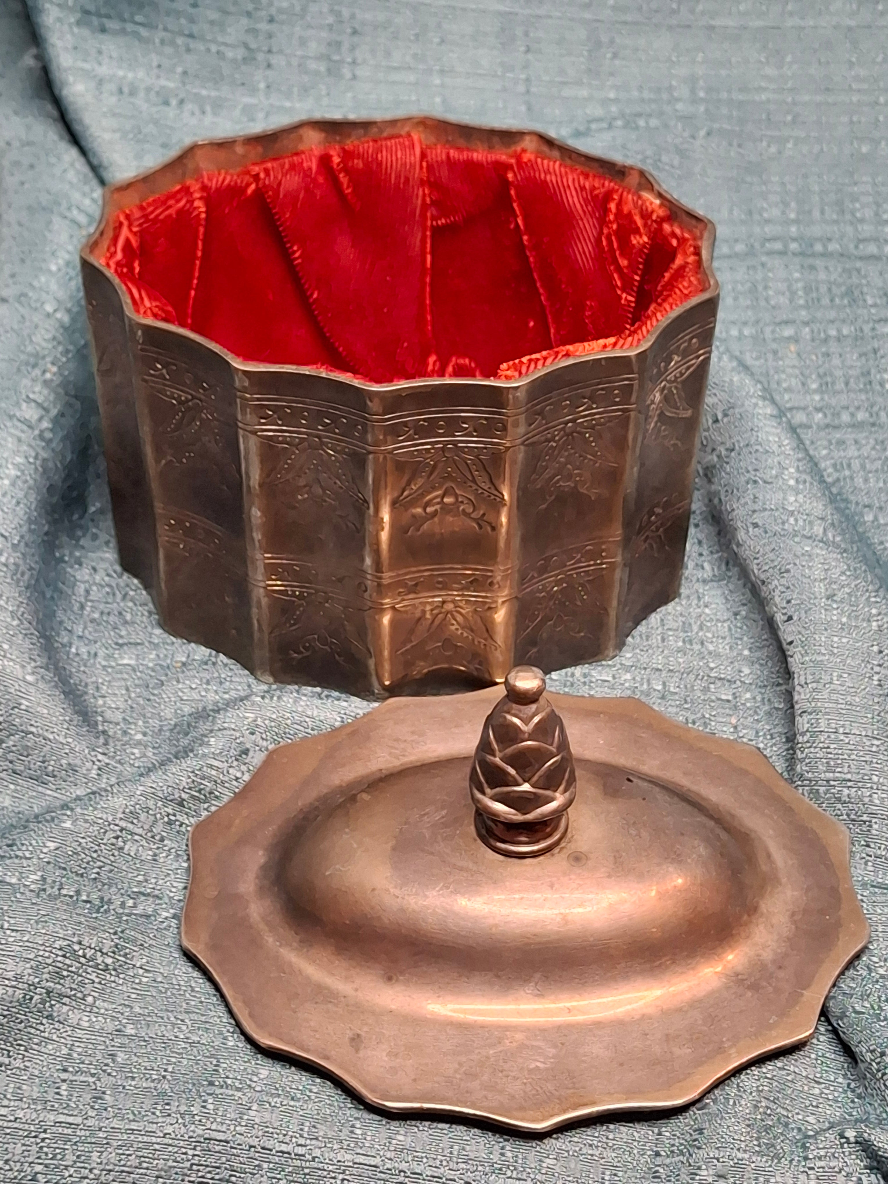 Vintage 1991 Godinger Silver Plated Etrog Box - Judaica Trinket Container with Red Velvet Interior