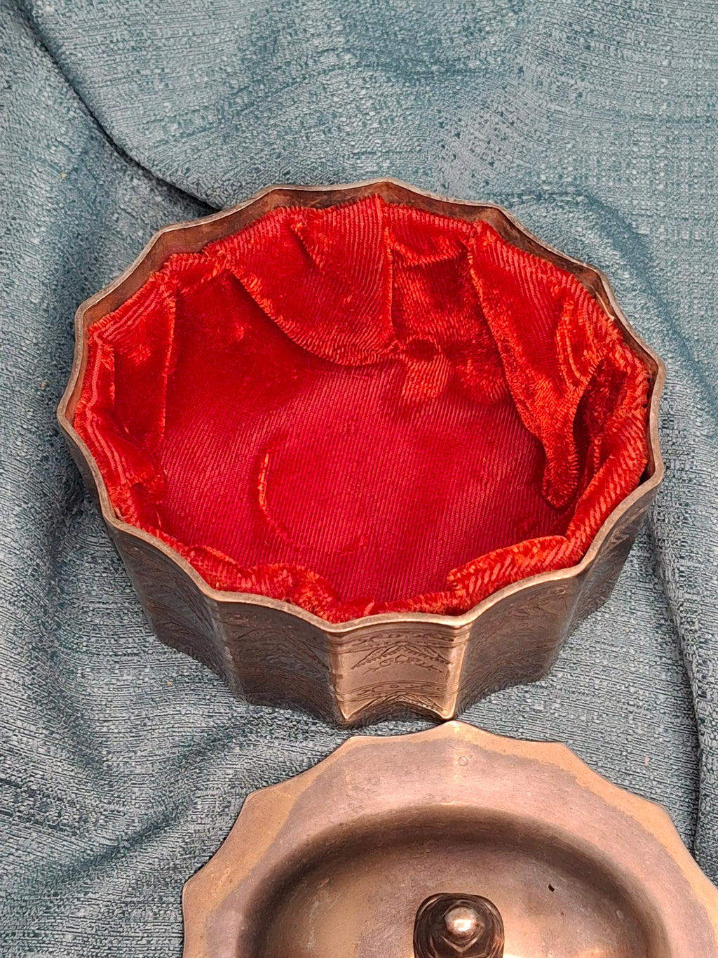 Vintage 1991 Godinger Silver Plated Etrog Box - Judaica Trinket Container with Red Velvet Interior