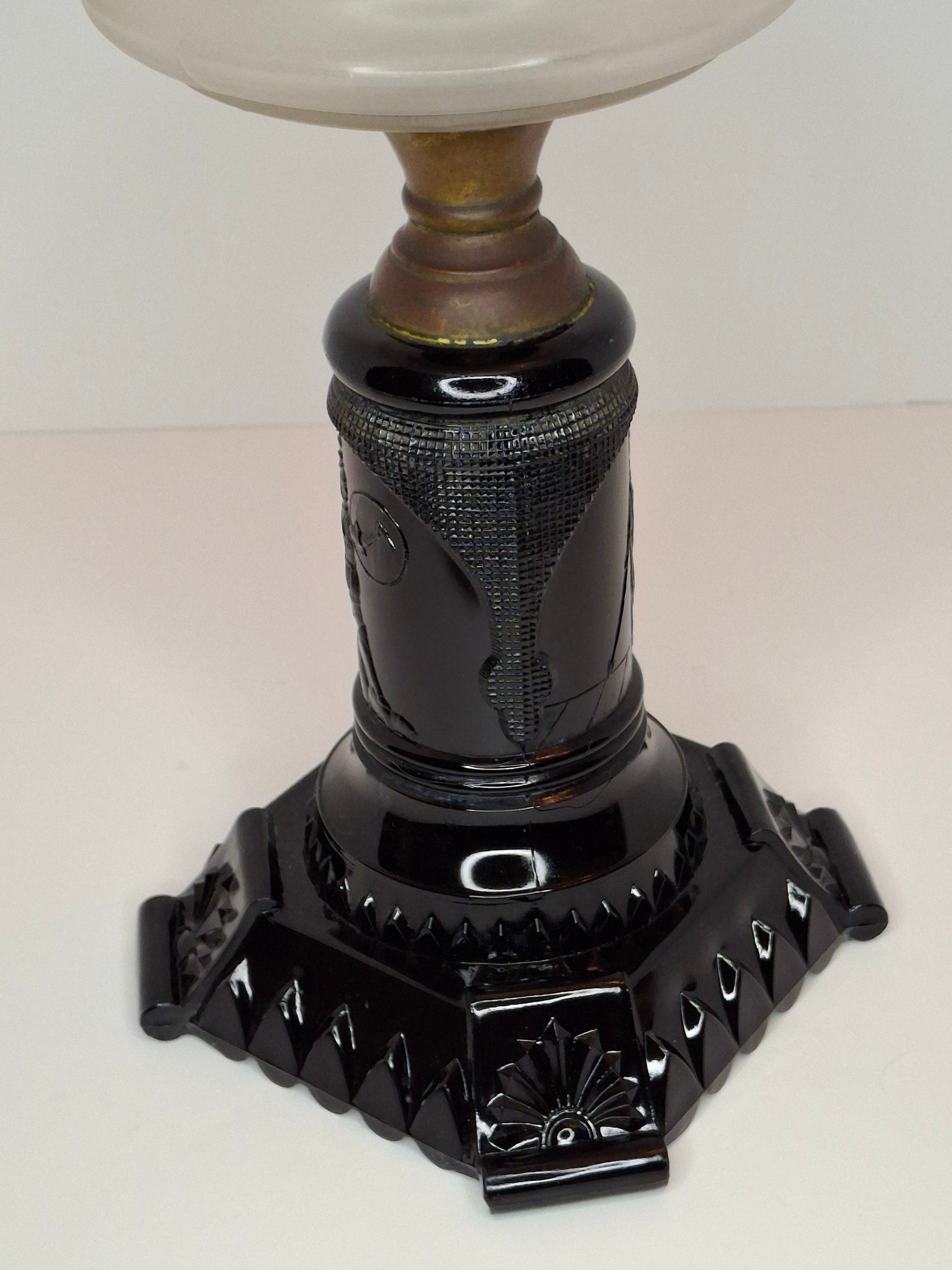 Antique EAPG Adams & Co Minerva Stem Kerosene Stand Lamp Diamond & Dot Font 1880s