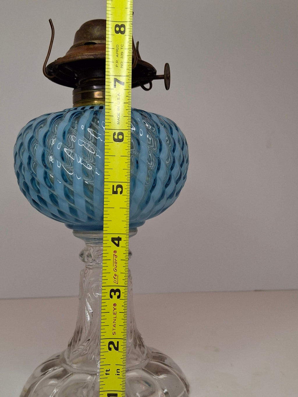 Rare Thuro Collection Sheldon Swirl Opalescent Kerosene Oil Lamp Blue Reverse