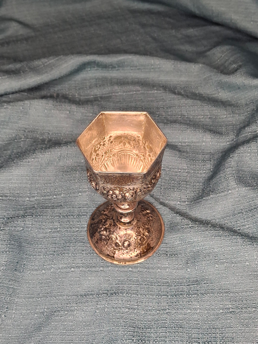 Antique German 800 Silver Kiddush Cup c. 1890 Repoussé Floral Hebrew Inscription 158g