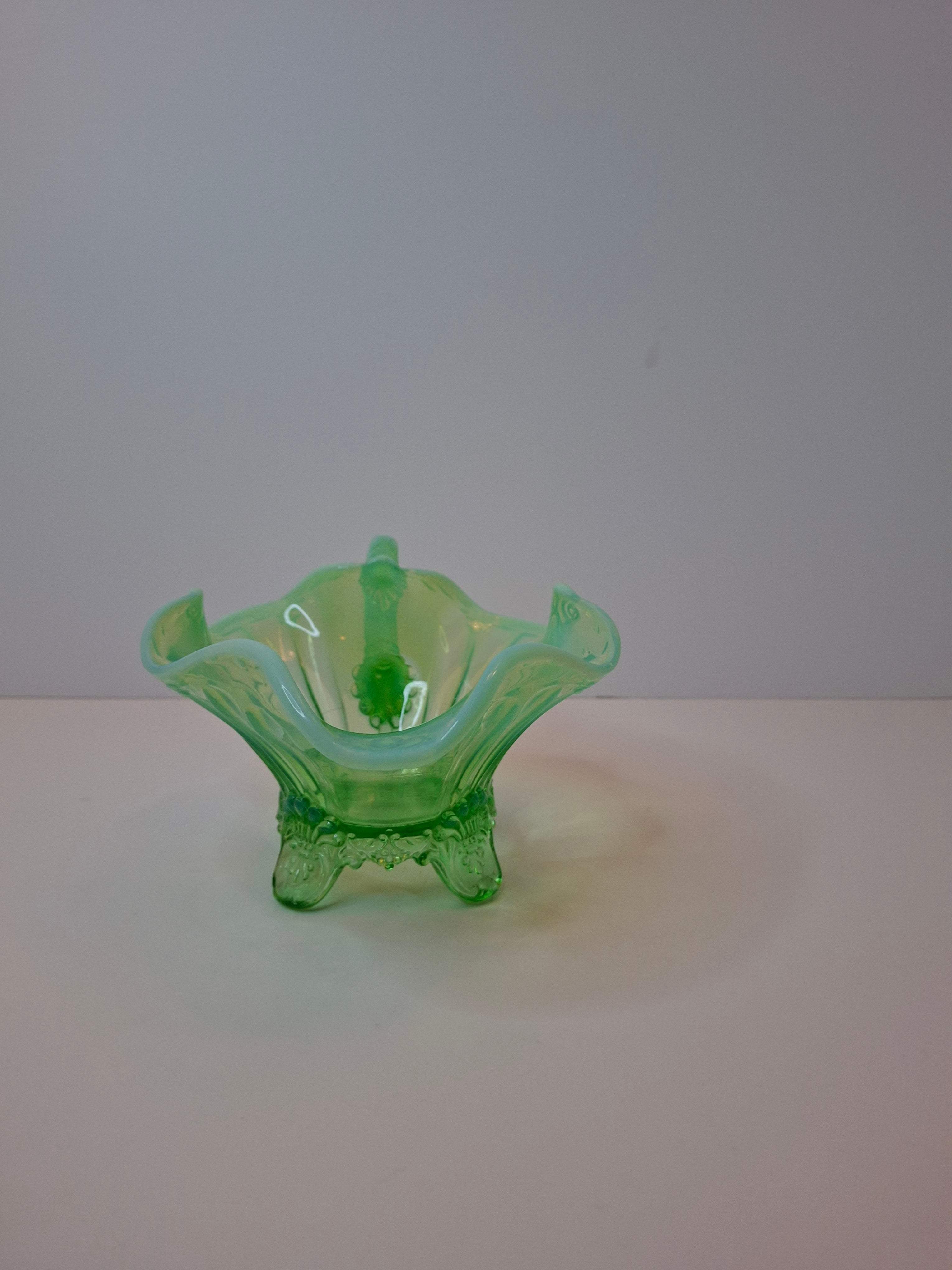 Antique Jefferson Glass Green Opalescent Jewel and Fan 3-Footed Nappy Dish 1905 EAPG