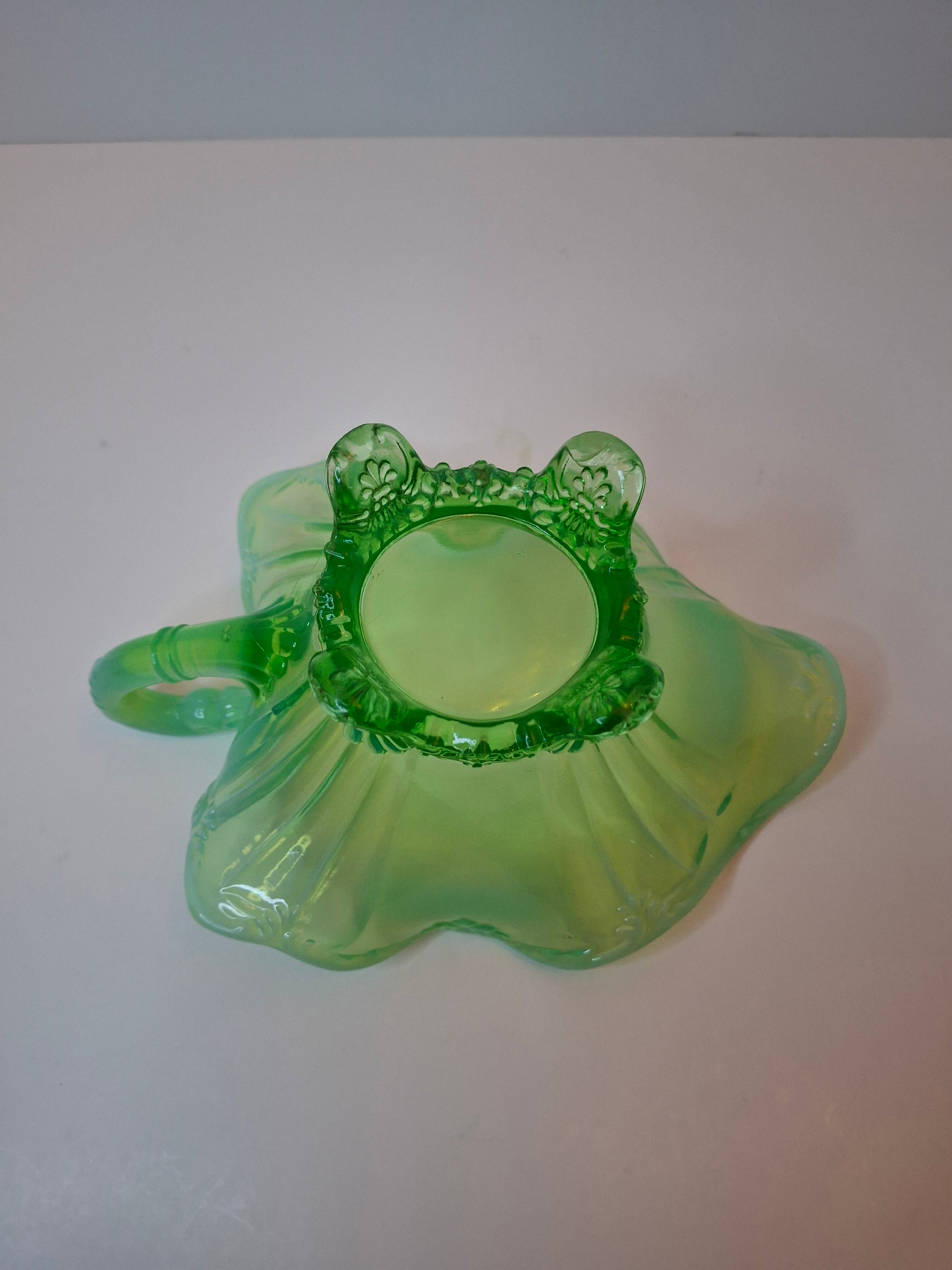 Antique Jefferson Glass Green Opalescent Jewel and Fan 3-Footed Nappy Dish 1905 EAPG