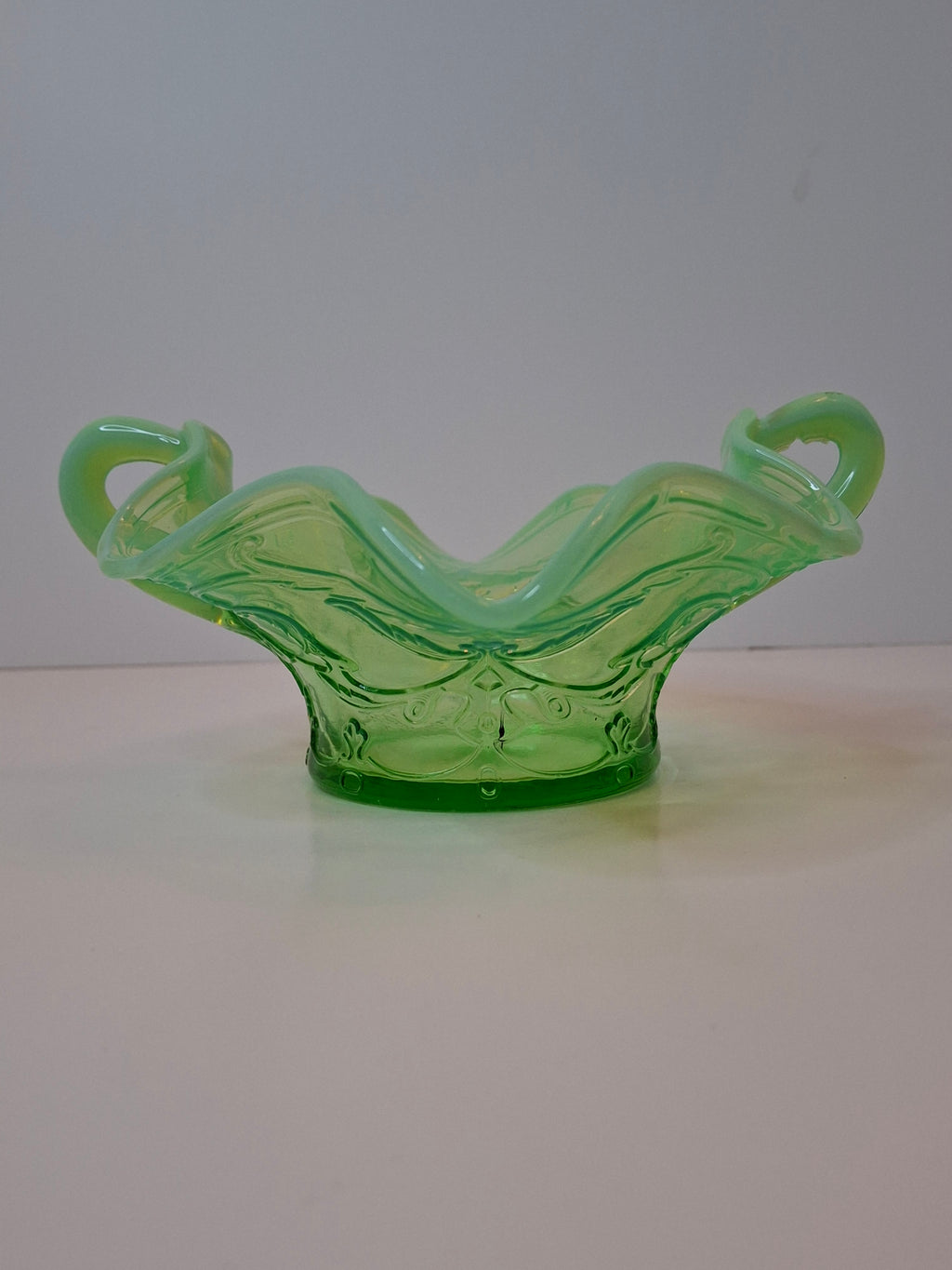 Antique Jefferson Glass Green Opalescent Scroll with Acanthus Sugar Bowl 1905 EAPG