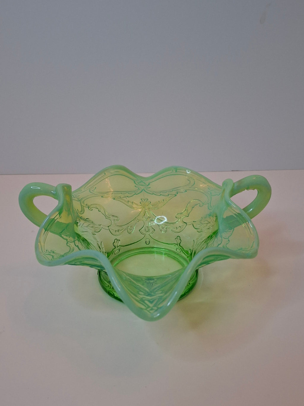 Antique Jefferson Glass Green Opalescent Scroll with Acanthus Sugar Bowl 1905 EAPG
