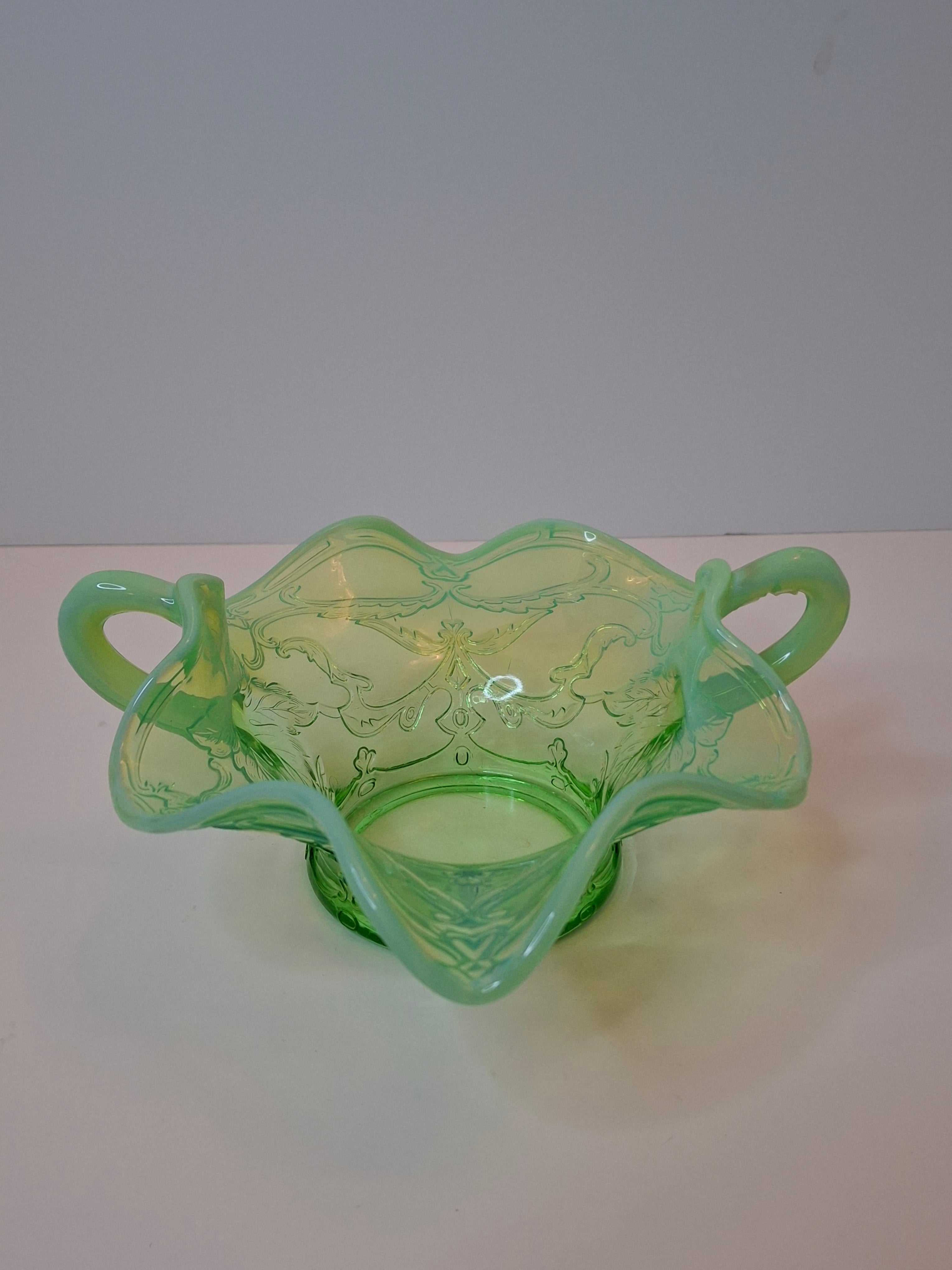 Antique Jefferson Glass Green Opalescent Scroll with Acanthus Sugar Bowl 1905 EAPG