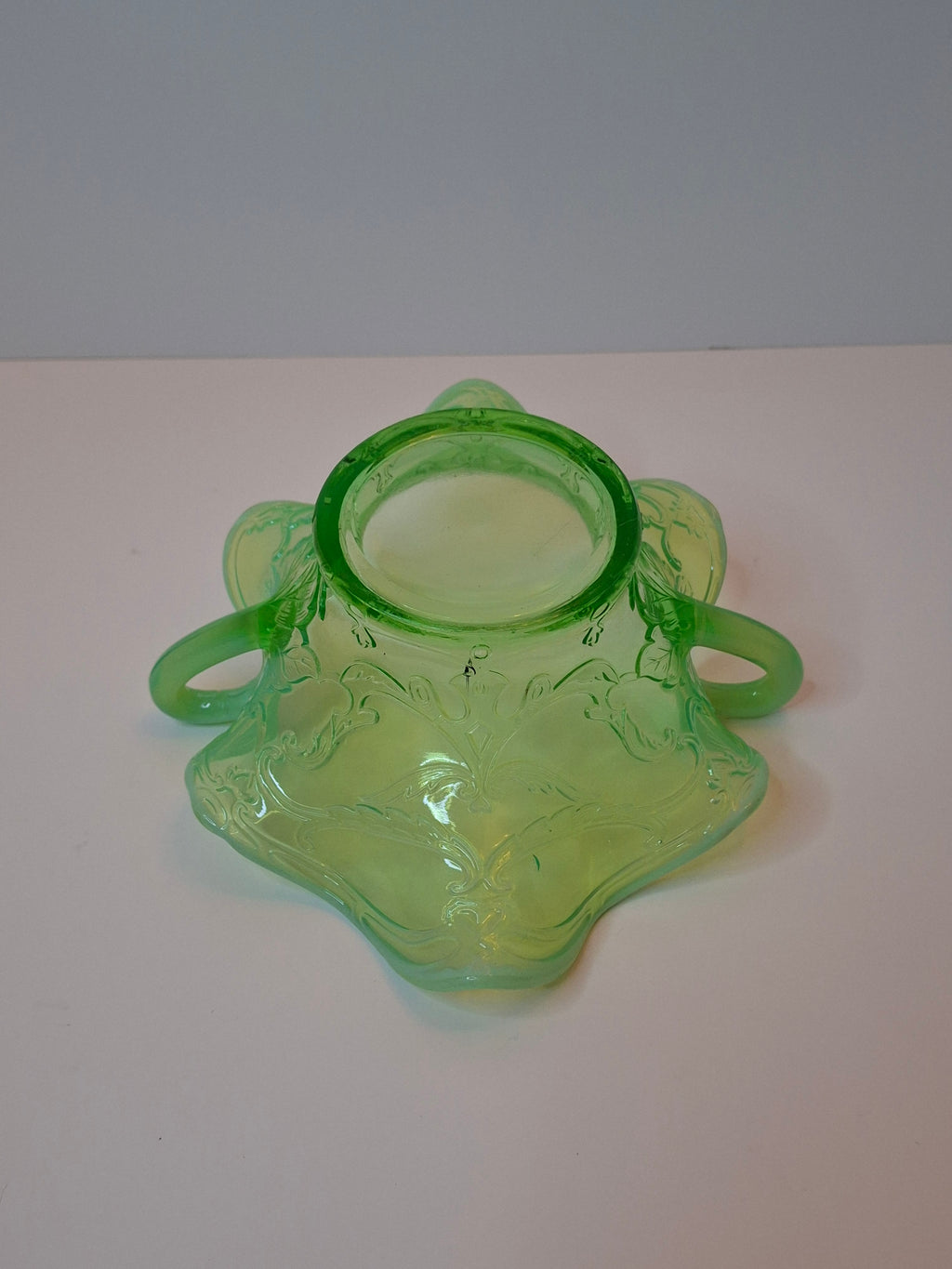 Antique Jefferson Glass Green Opalescent Scroll with Acanthus Sugar Bowl 1905 EAPG