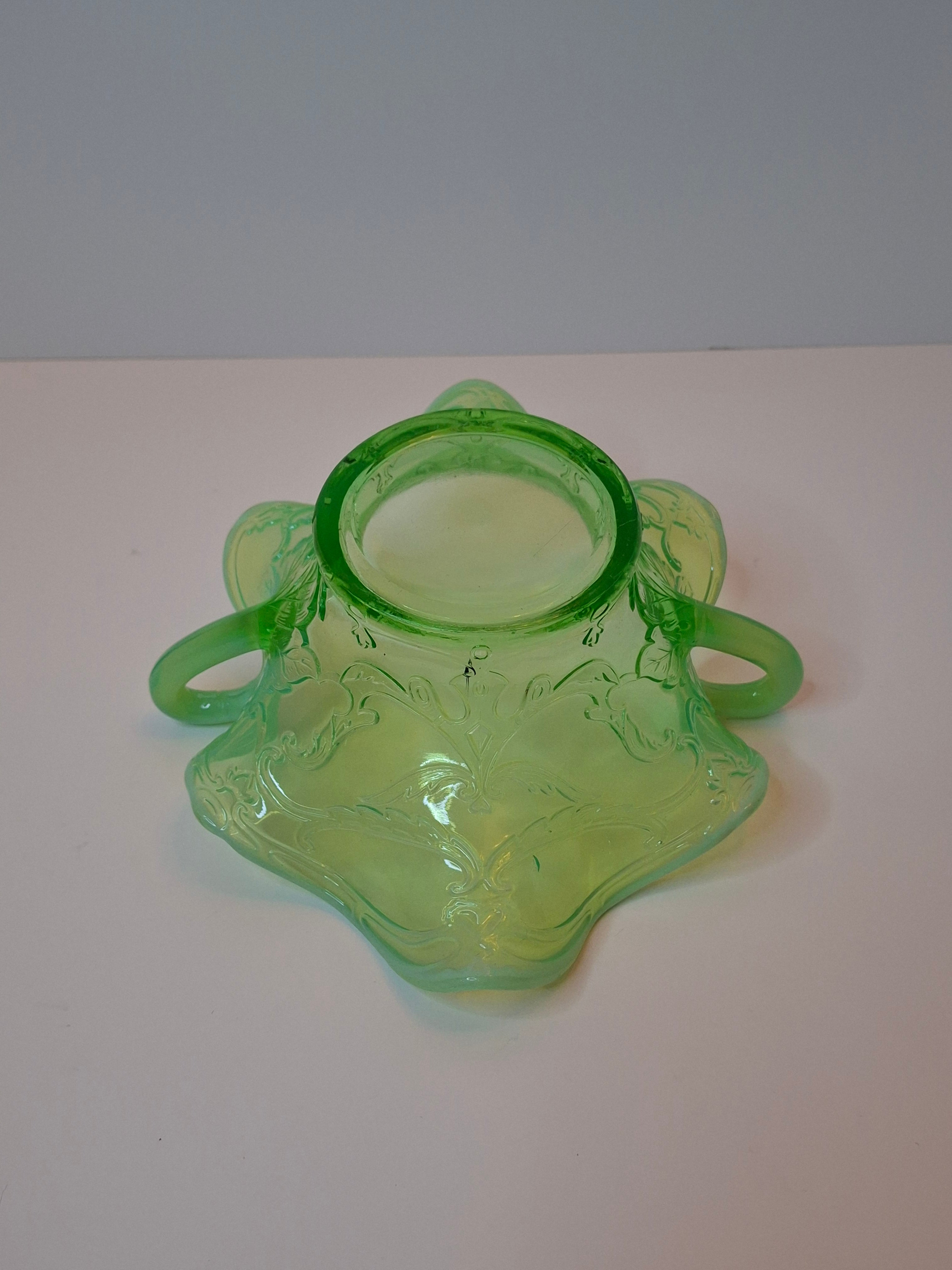 Antique Jefferson Glass Green Opalescent Scroll with Acanthus Sugar Bowl 1905 EAPG