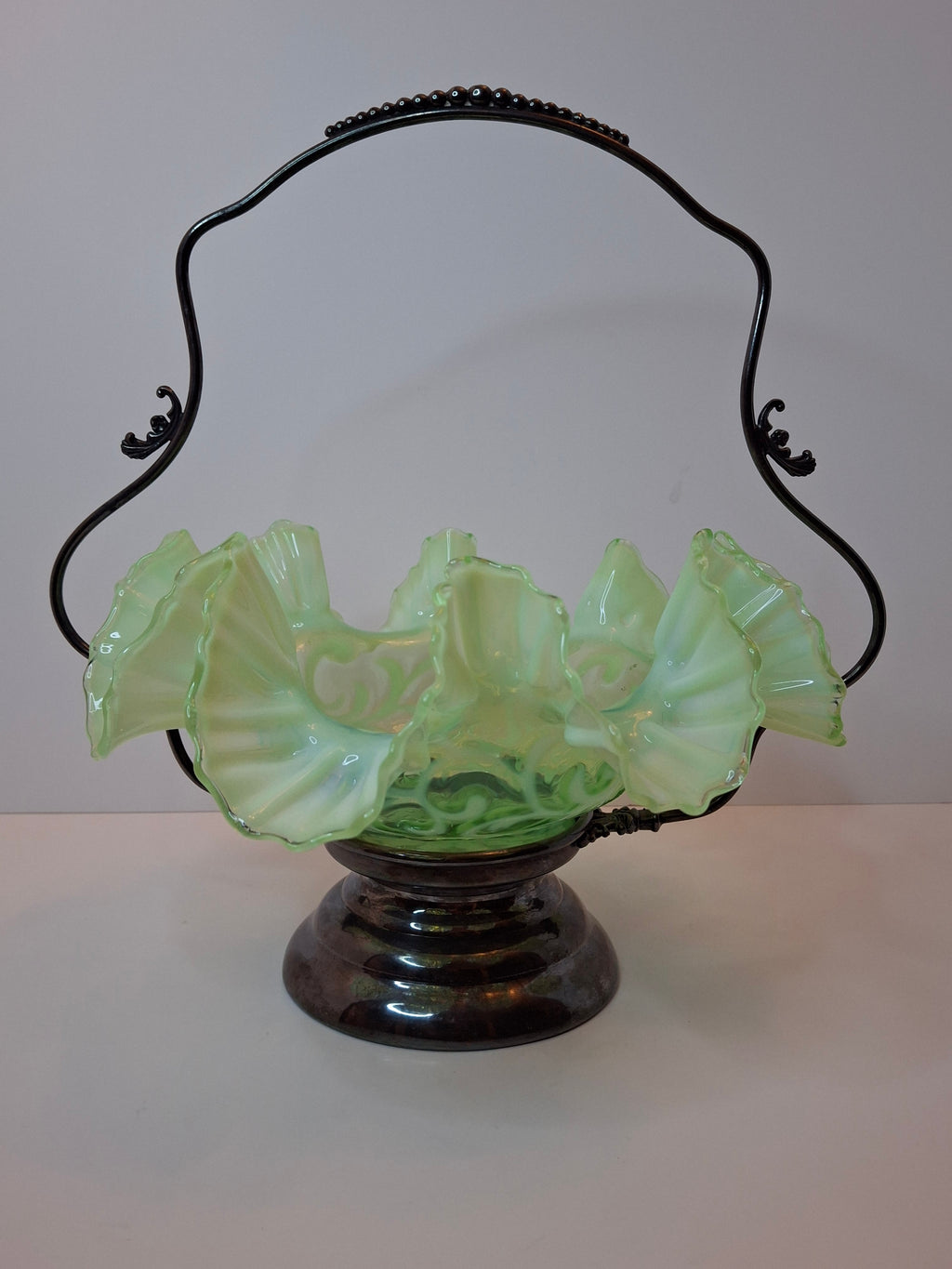 Antique Green Opalescent Jefferson Glass Buttons & Braids Bride's Basket Warren Silver Plate Stand 526 c. 1903