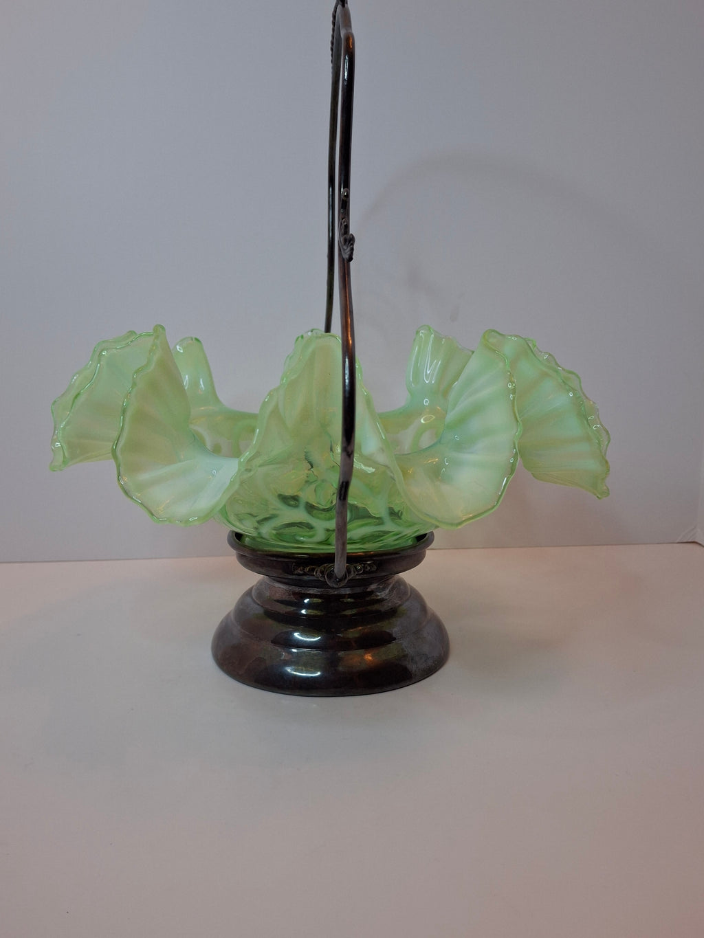 Antique Green Opalescent Jefferson Glass Buttons & Braids Bride's Basket Warren Silver Plate Stand 526 c. 1903