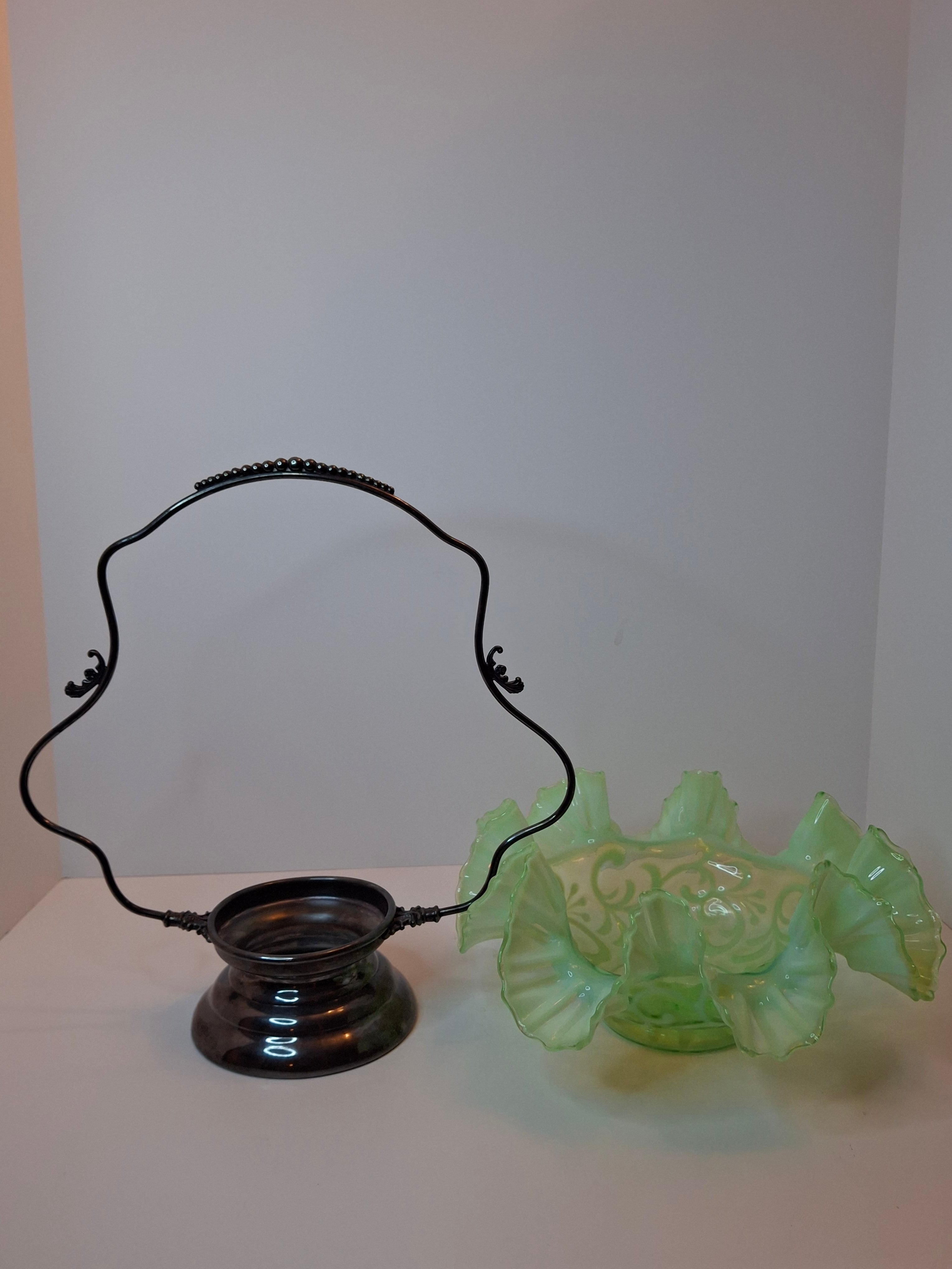 Antique Green Opalescent Jefferson Glass Buttons & Braids Bride's Basket Warren Silver Plate Stand 526 c. 1903
