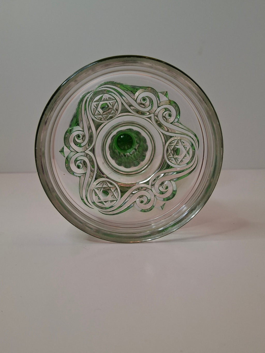 Antique Emerald Green Glass Kerosene Lamp Star of David Base Queen Anne Burner