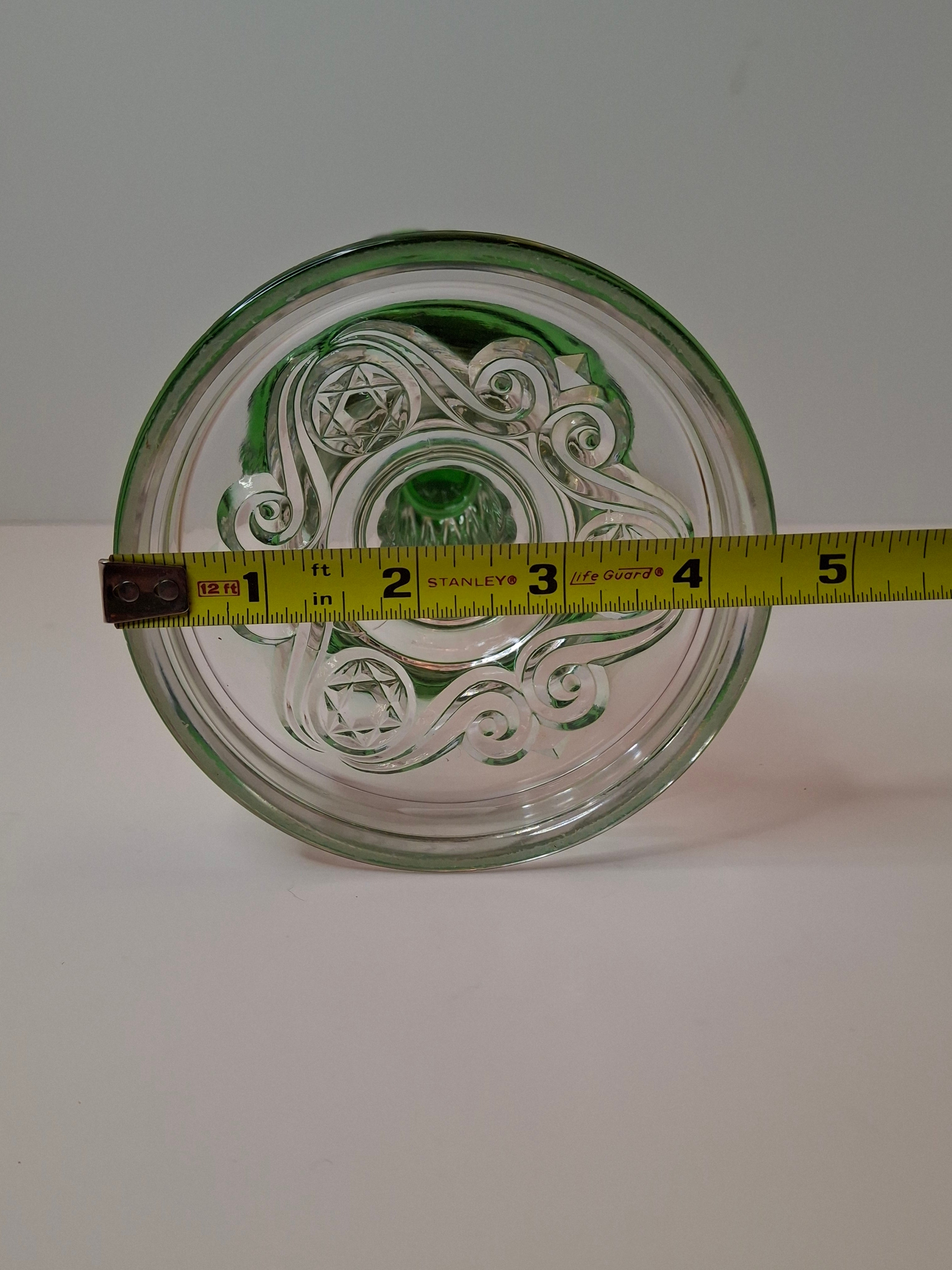 Antique Emerald Green Glass Kerosene Lamp Star of David Base Queen Anne Burner
