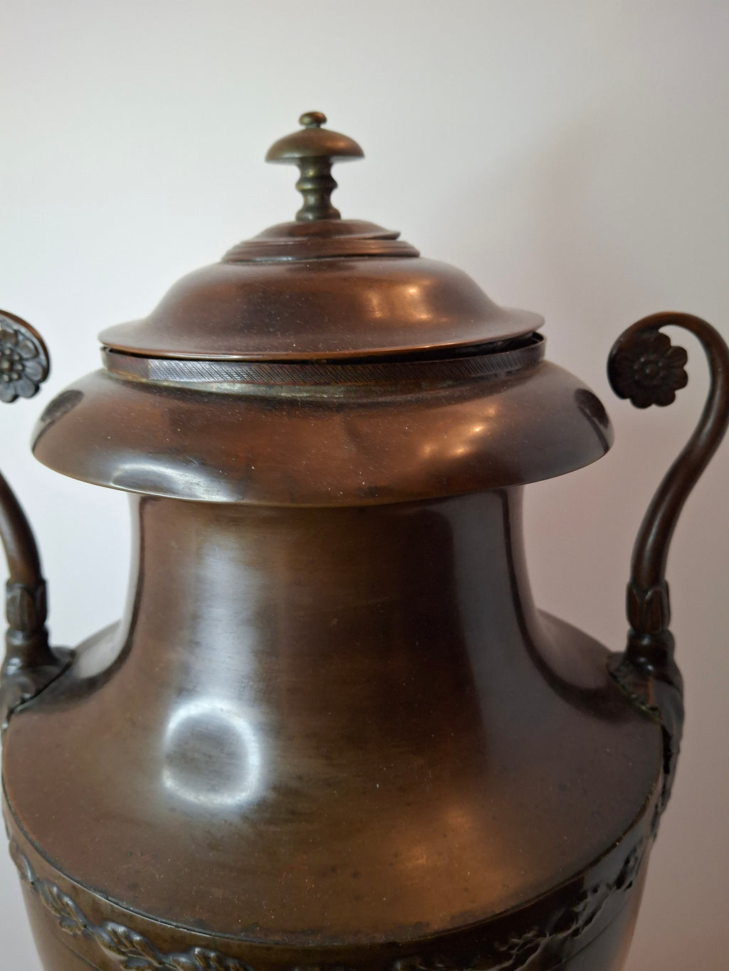 Antique Regency Copper Tea Urn Samovar Neoclassical Oak Leaf Frieze Lion Paw Feet c. 1820