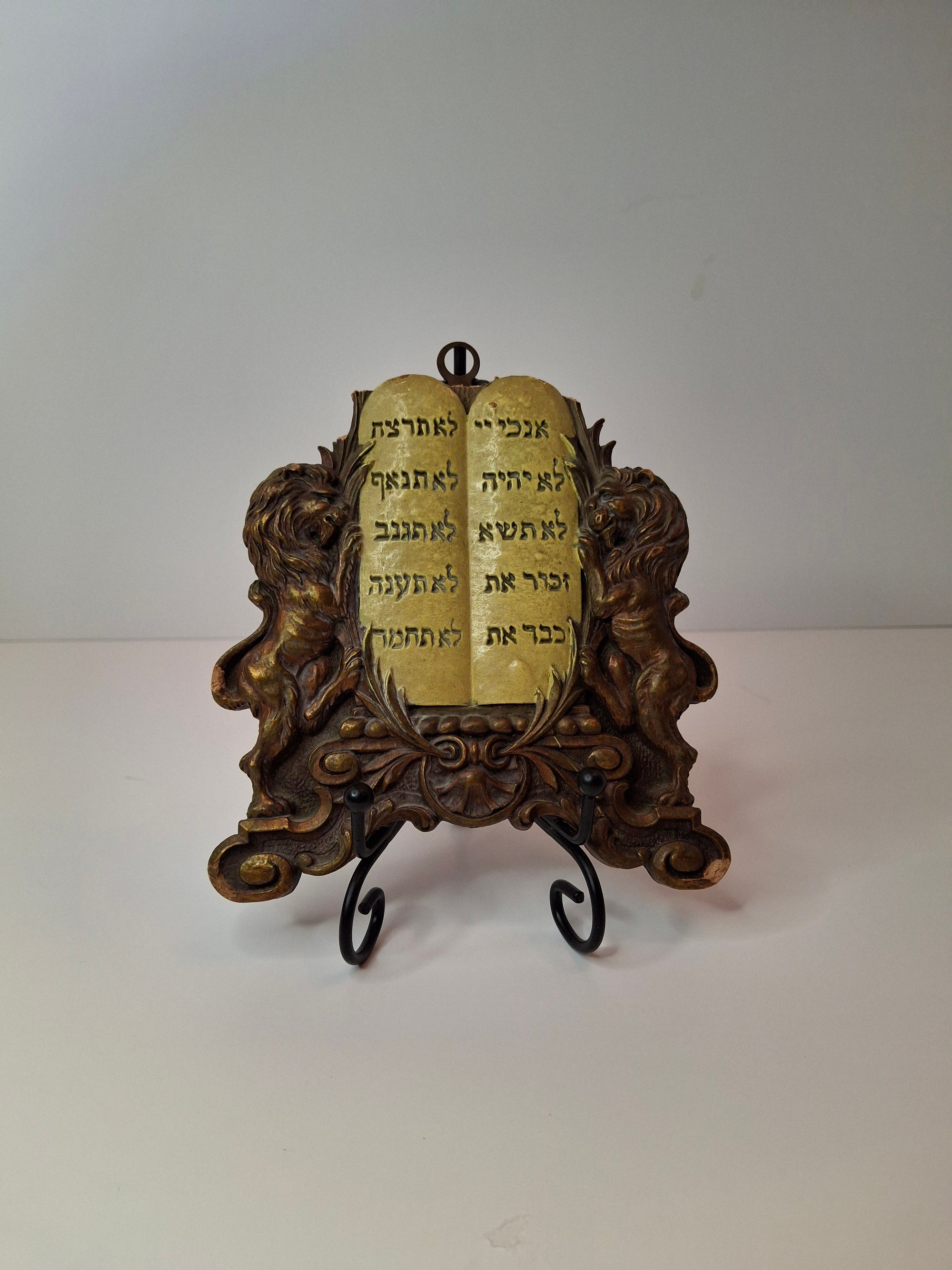 Vintage Syroco Wood Ten Commandments Wall Plaque Lions of Judah Judaica 5x5”