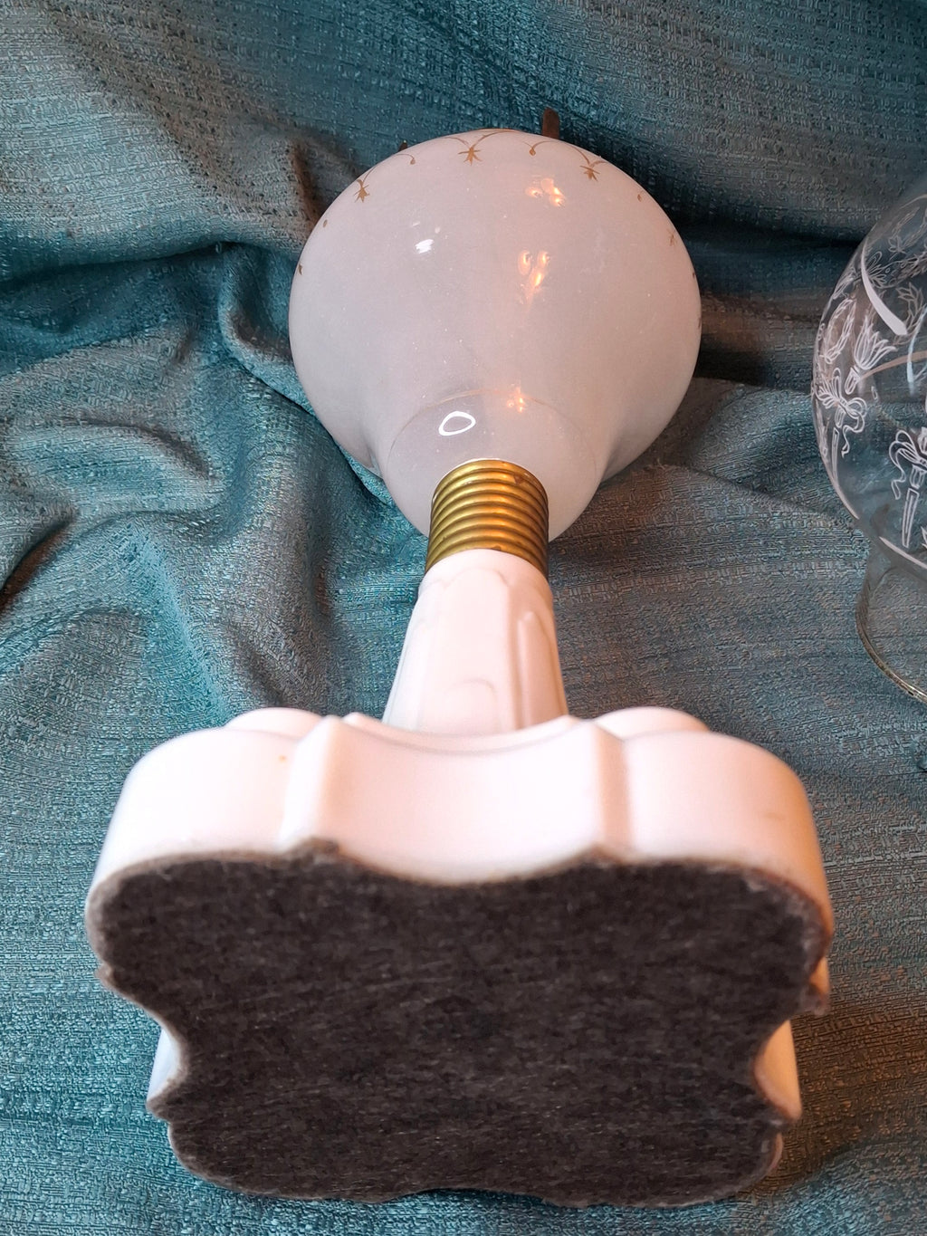Rare Antique Milk Glass Oil Lamp Frosted Satin Font & Chimney Scovill No 2 12"