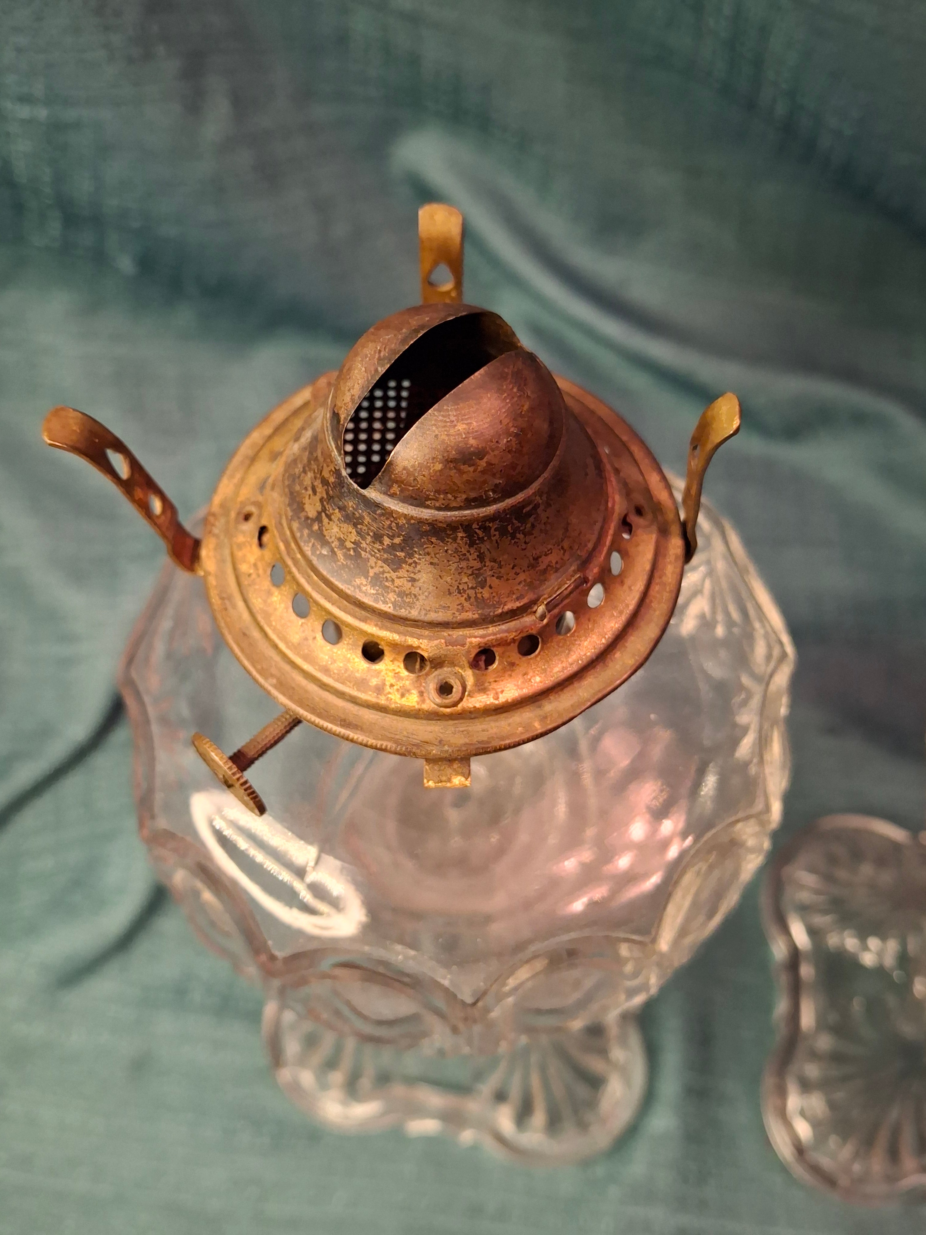 Antique Pair EAPG Bullseye and Fan Kerosene Oil Lamps Plume & Atwood E. Miller