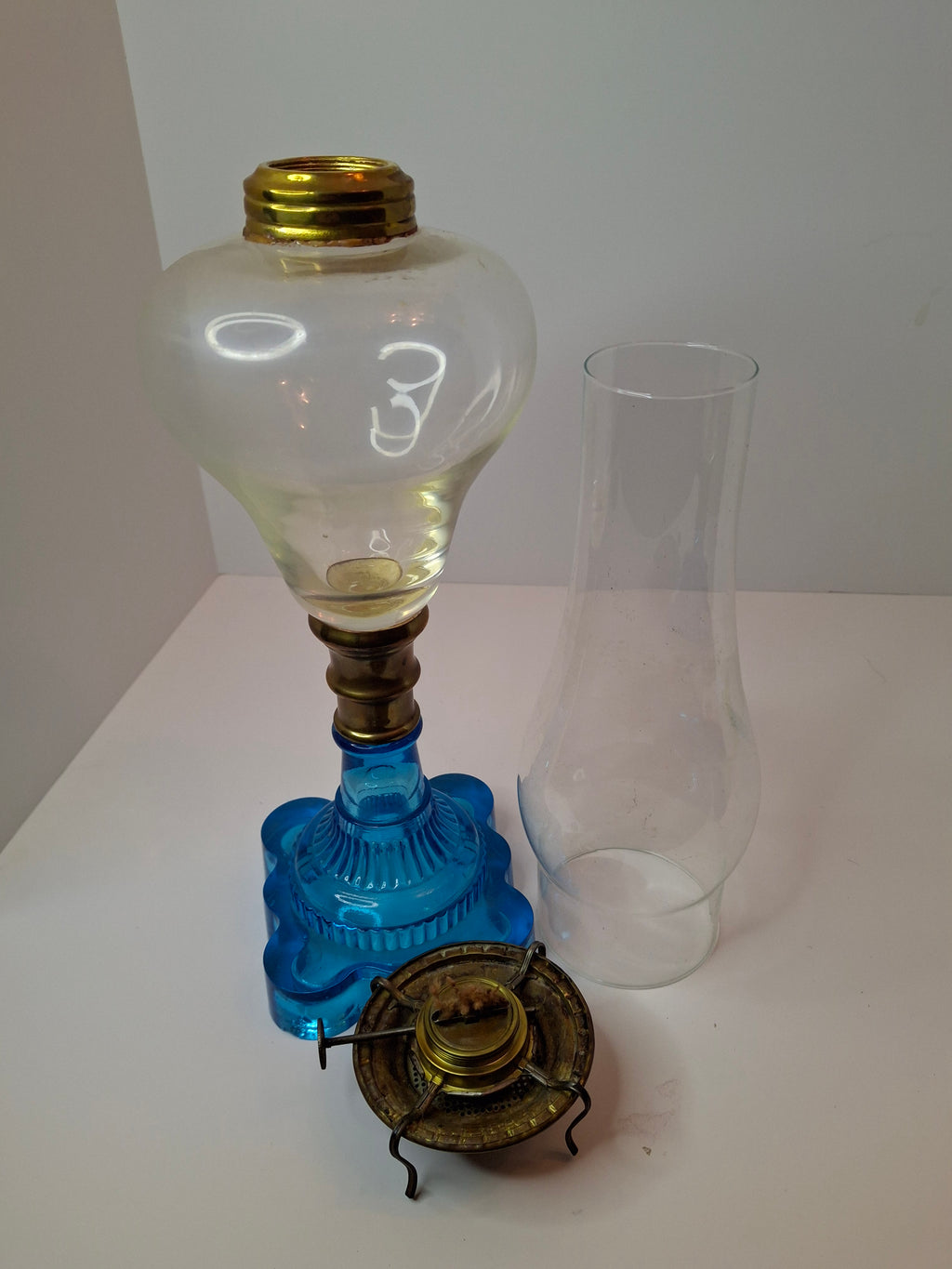 RARE Flint Glass Blue Oil Lamp Scalloped Rib Pedestal 19thC Cerulean Composite