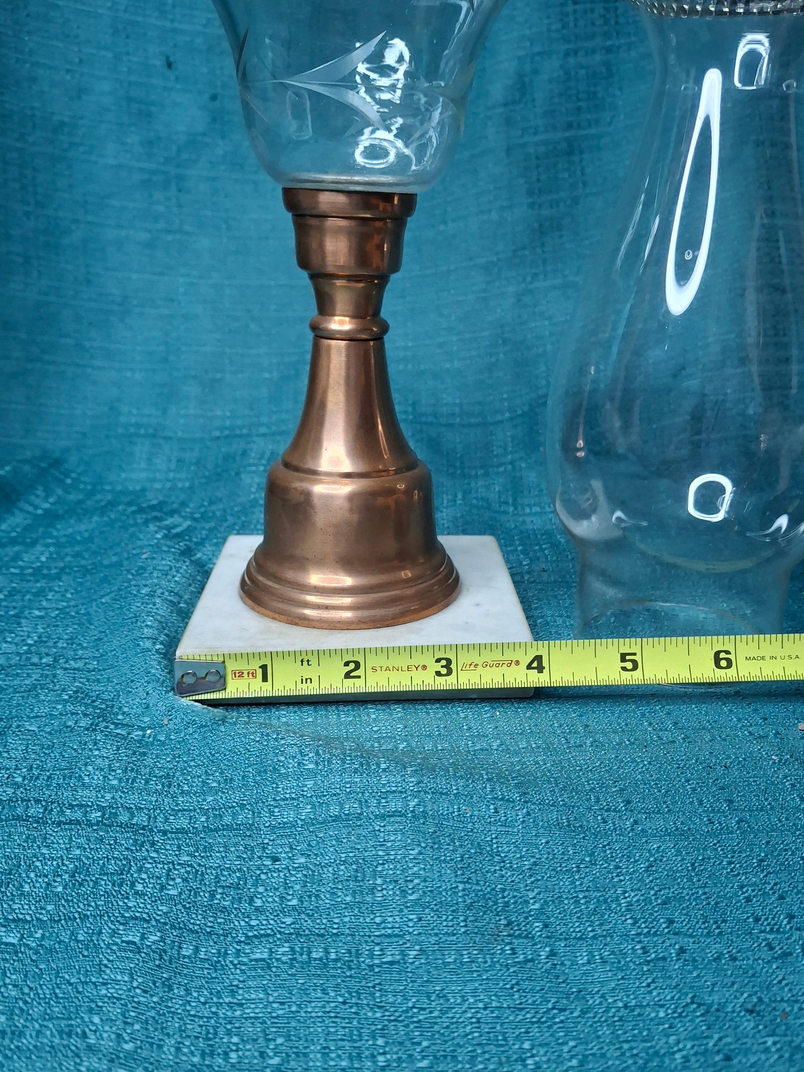 Antique Composite Oil Lamp Etched Daisy & Fern Font Marble Base - UV 365nm Glow