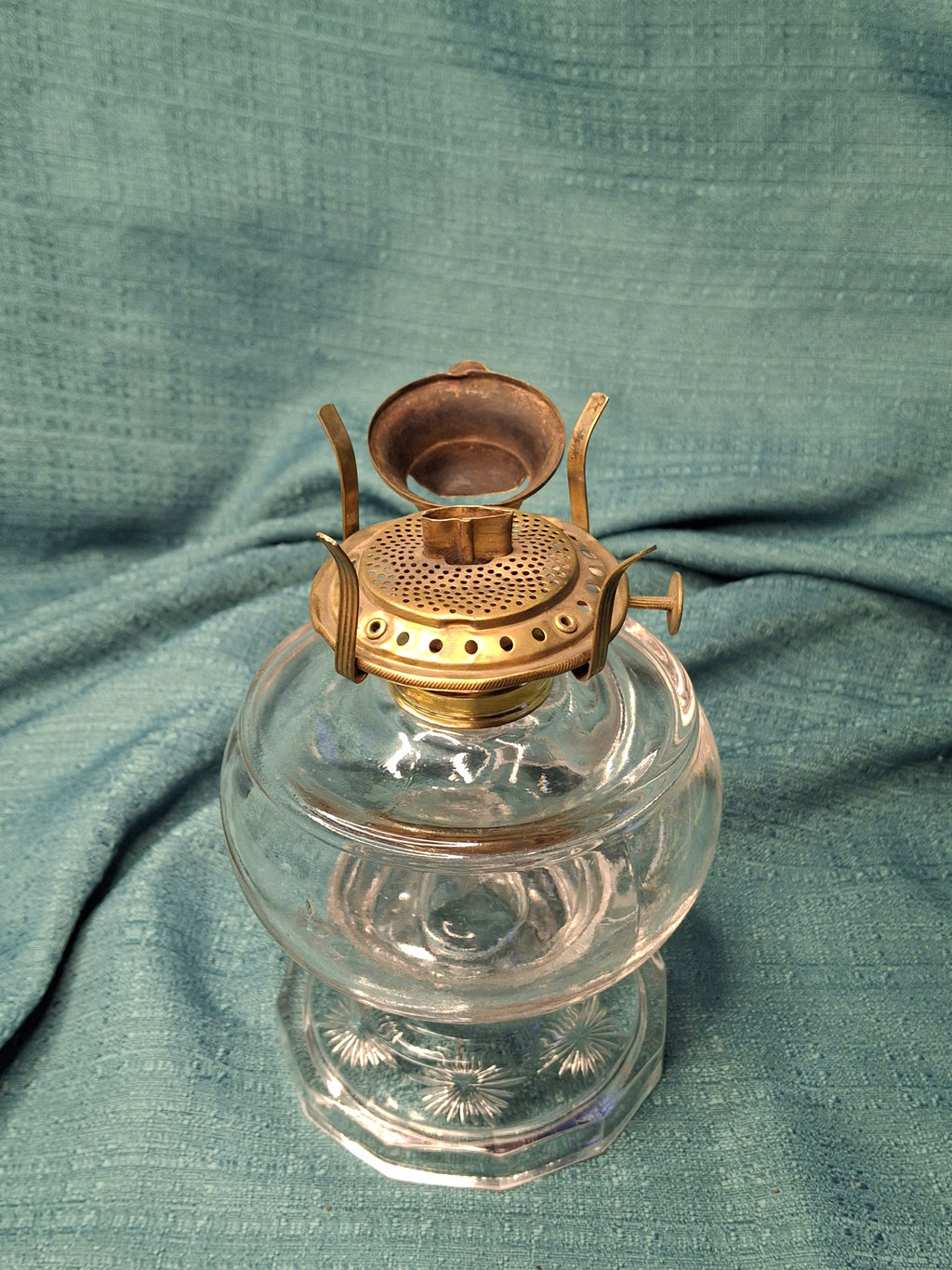 Pair Antique 19thC Kerosene Finger Lamps - Beaded Medallion & E. Miller Daisy Base - Period-Correct Brass Burners