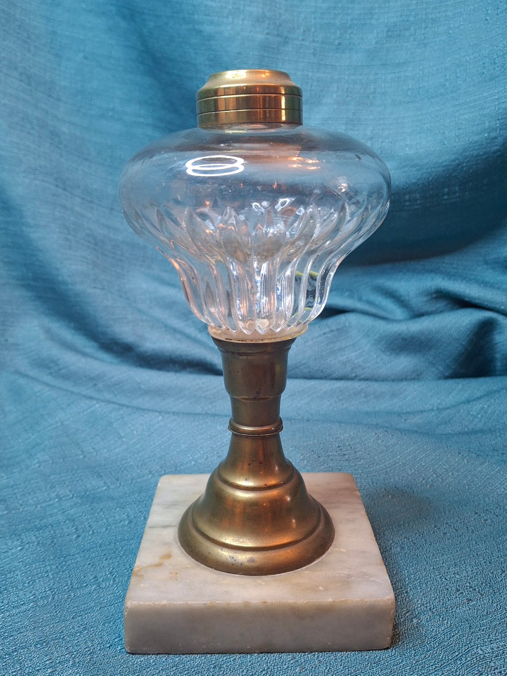 Antique 19thC Whale Oil Lamp Glass Petal Font Marble Base Early American 7.5"