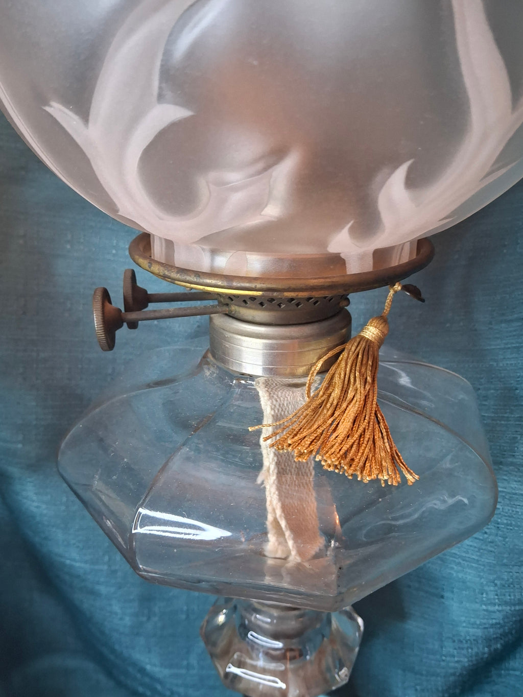 Antique Complete Pair Fostoria No. 17 Glass Kerosene Banquet Lamps Duplex Burner
