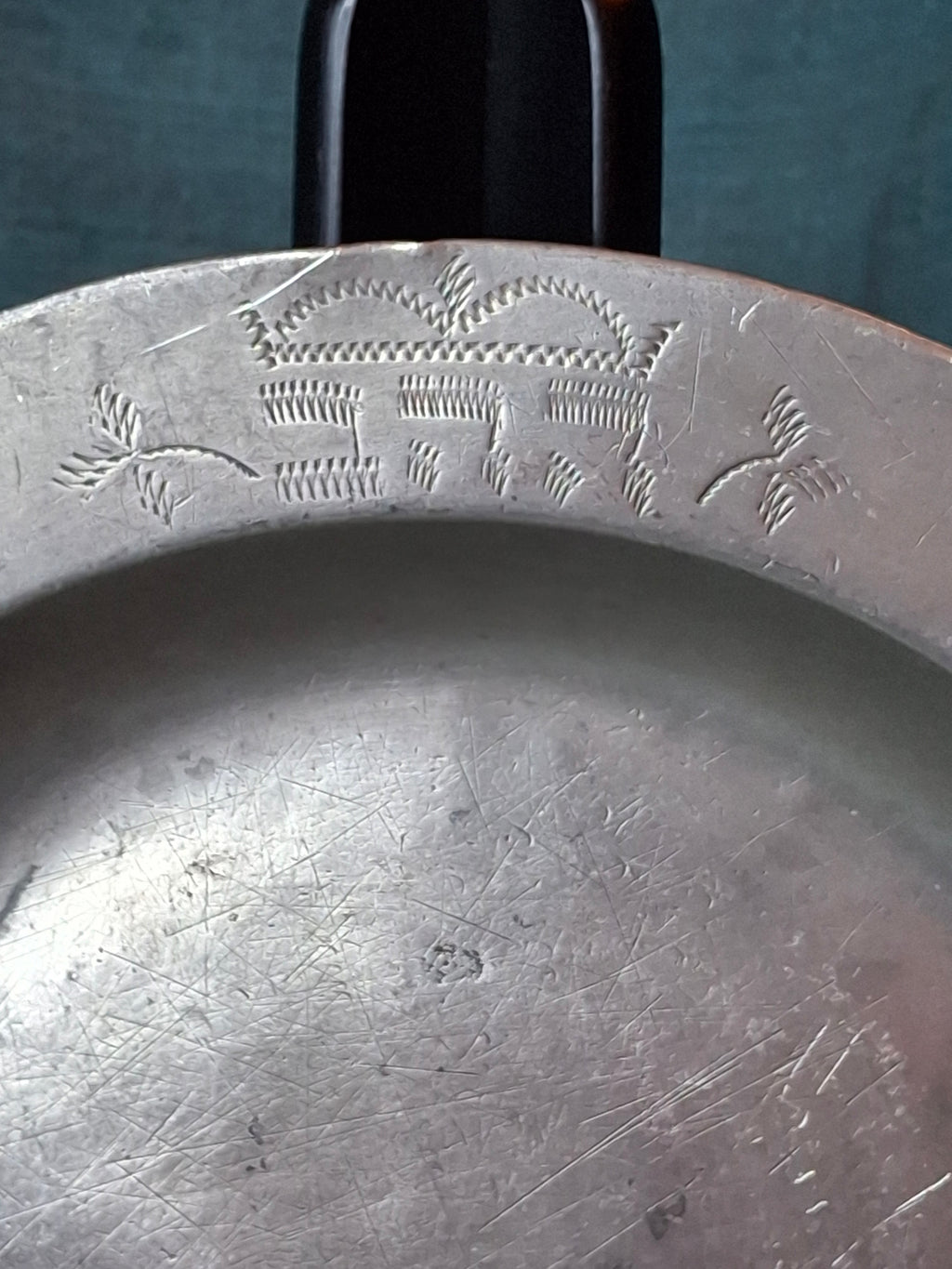 Rare 18thC Inscribed Judaica Pewter Meat Plate Basar Archangel Michael Hallmarks 9.5"