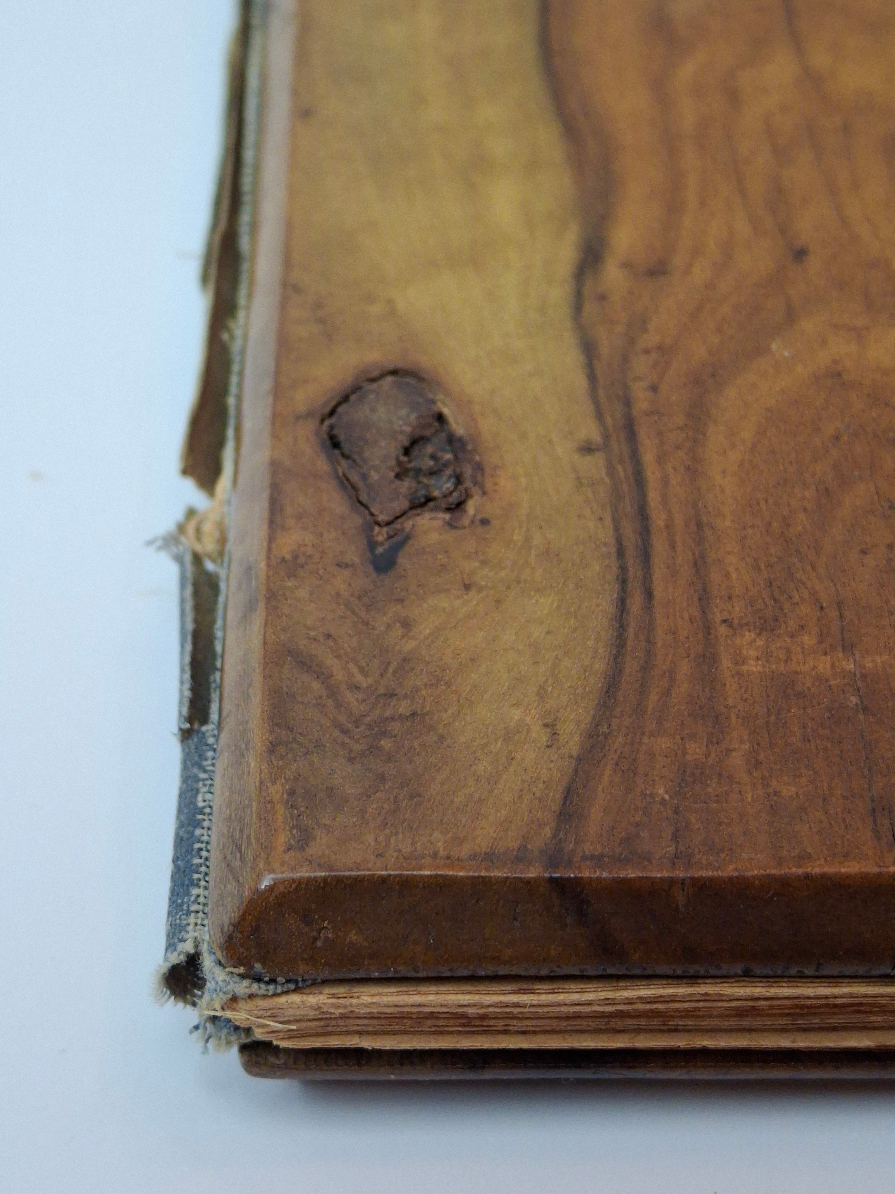 Rare 1897 Olive Wood Passover Haggadah Jerusalem Zuckerman Hebrew English Kirschenbaum