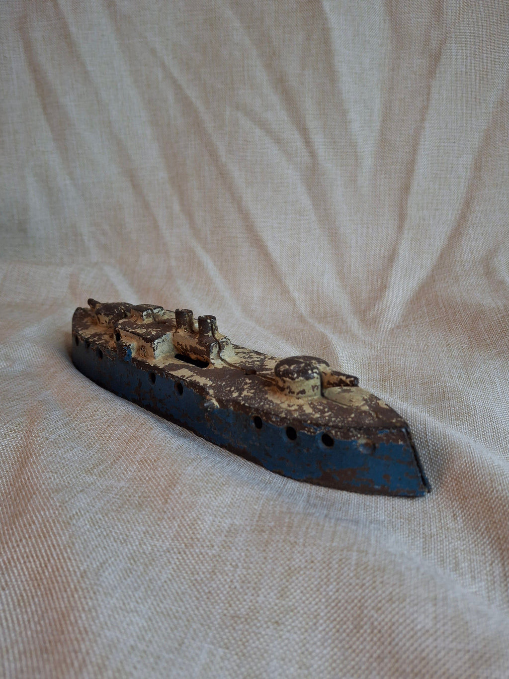 Antique 1915 Kenton Cast Iron Battleship Still Bank - Large 8.5" Model