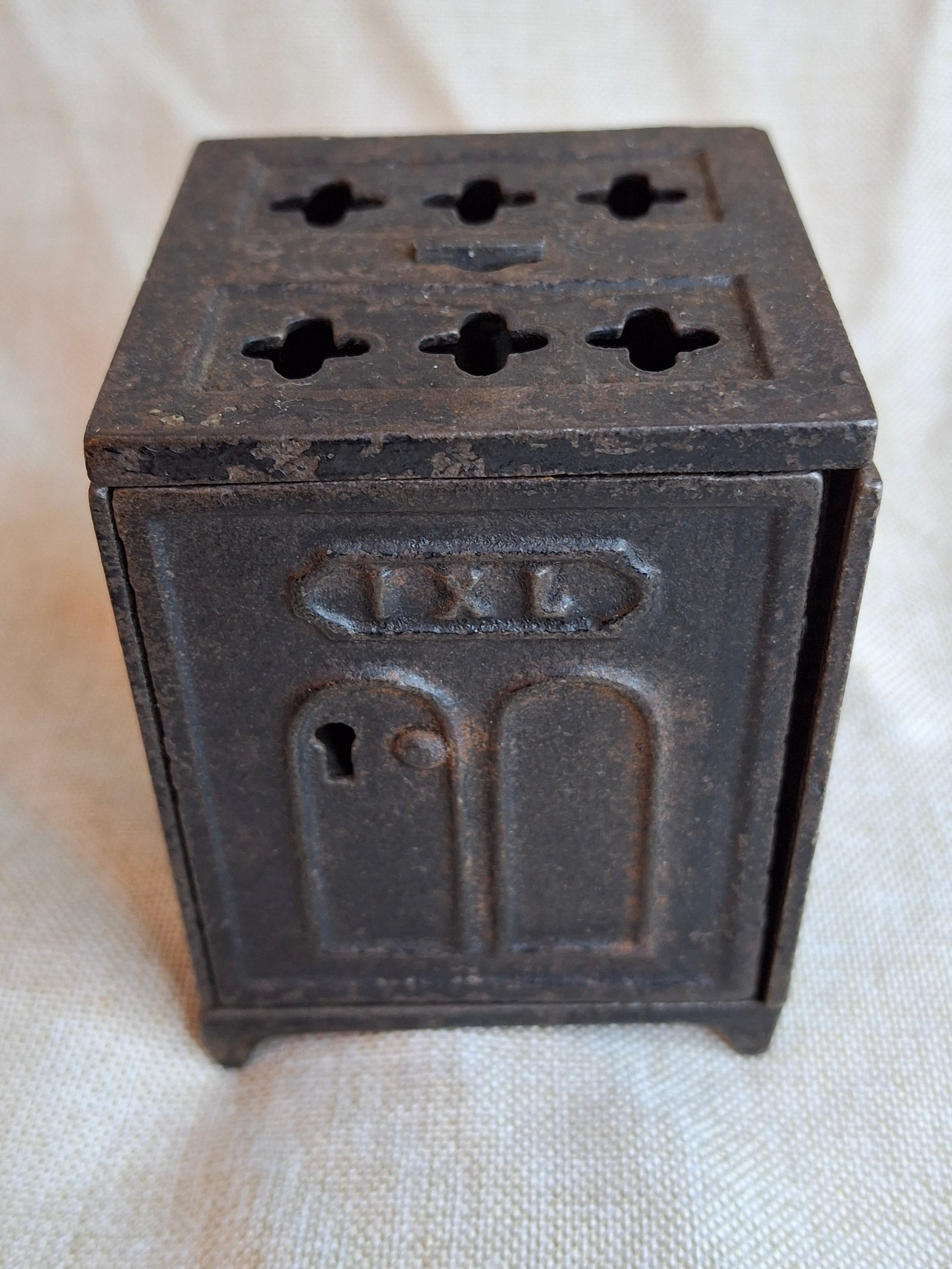 Antique IXL Cast Iron Still Bank Safe J & E Stevens 1880s Lattice Work Patina