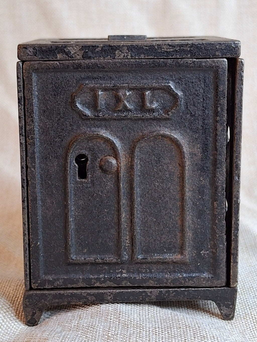 Antique IXL Cast Iron Still Bank Safe J & E Stevens 1880s Lattice Work Patina