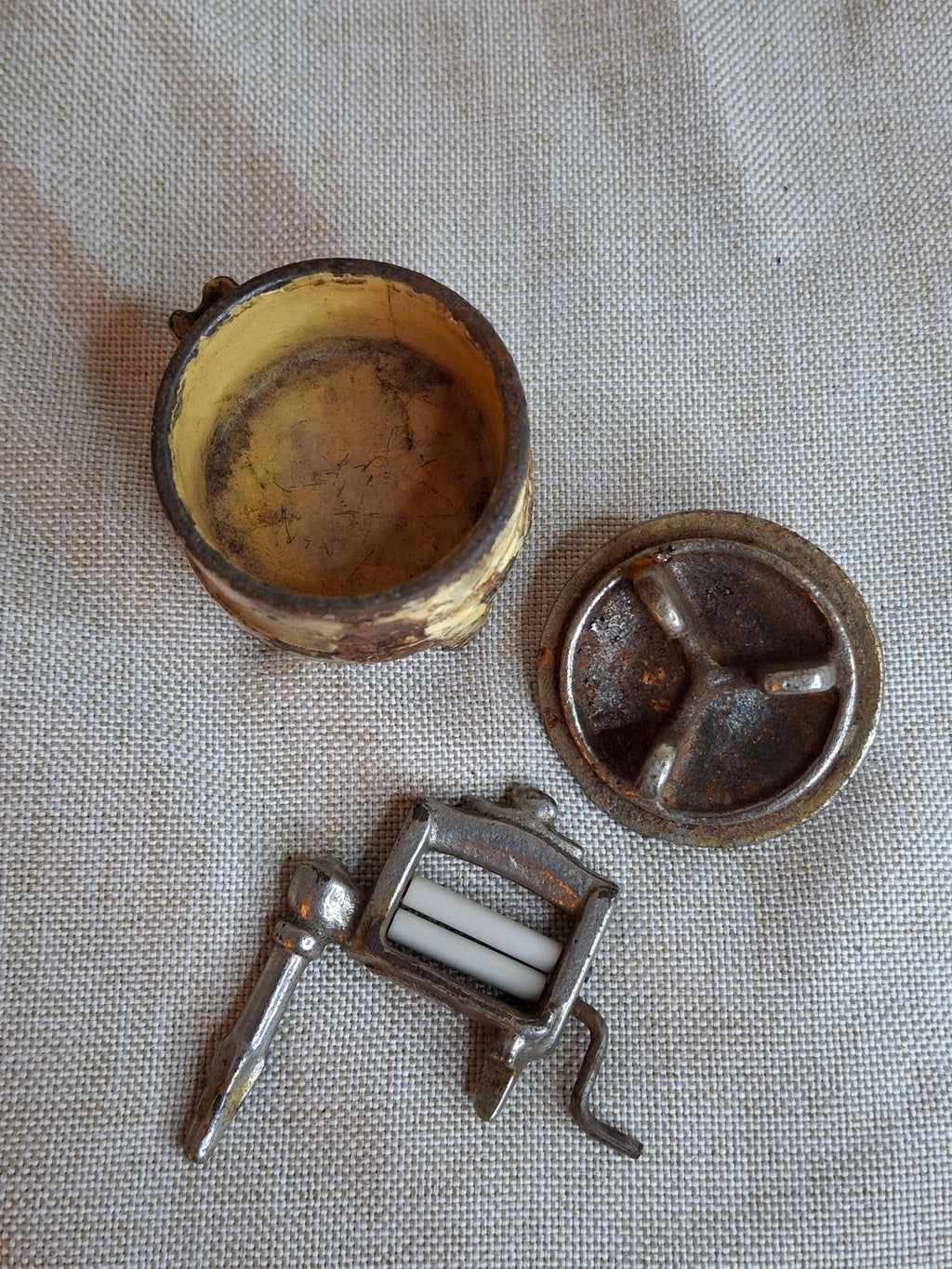 Antique Kilgore Cast Iron Toy Wringer Washing Machine 3pc Set Yellow Pre-War