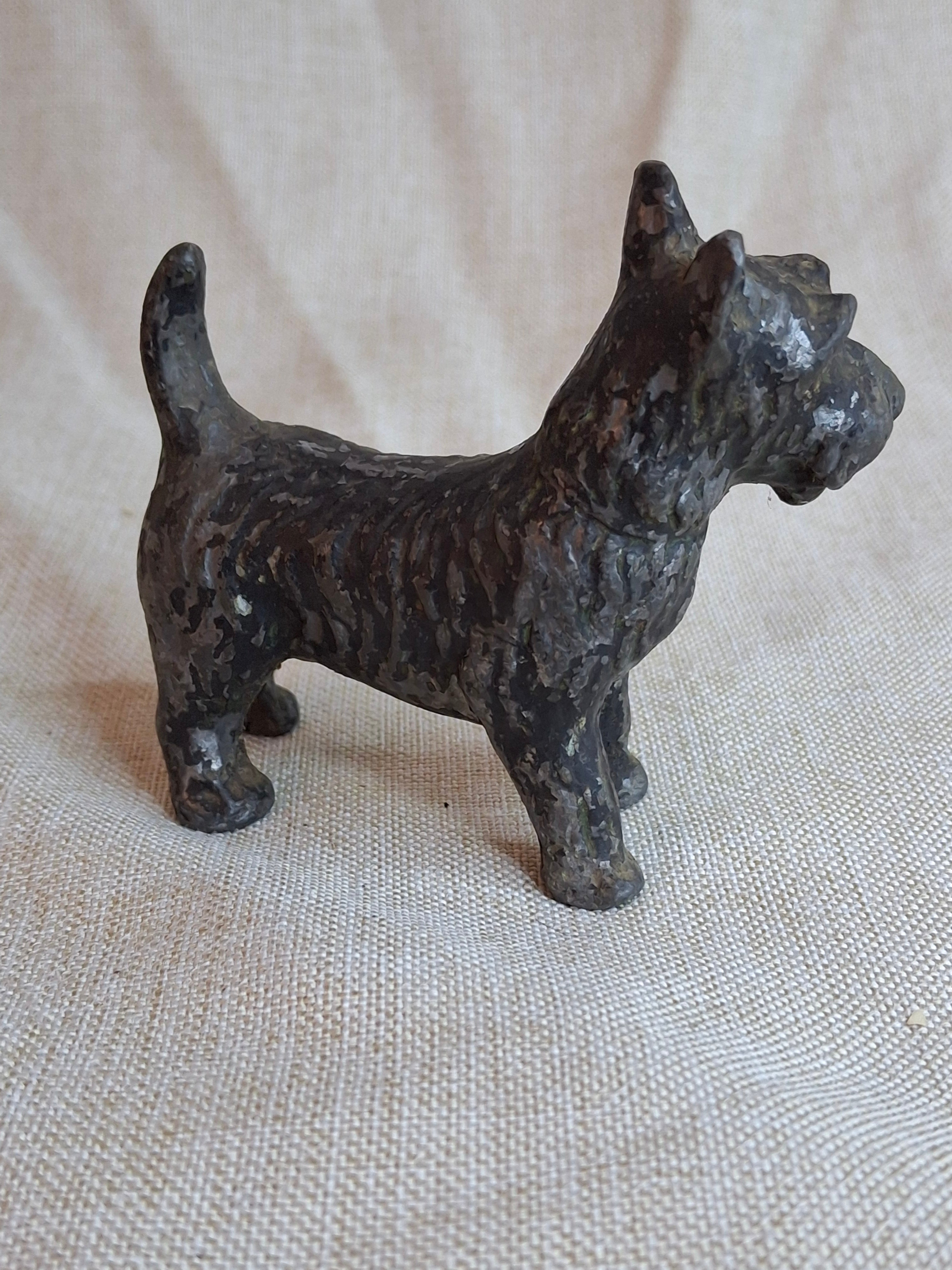Vintage 1929 Crescent Metal Works Cast Iron Scottie Dog Figurine Black Antique