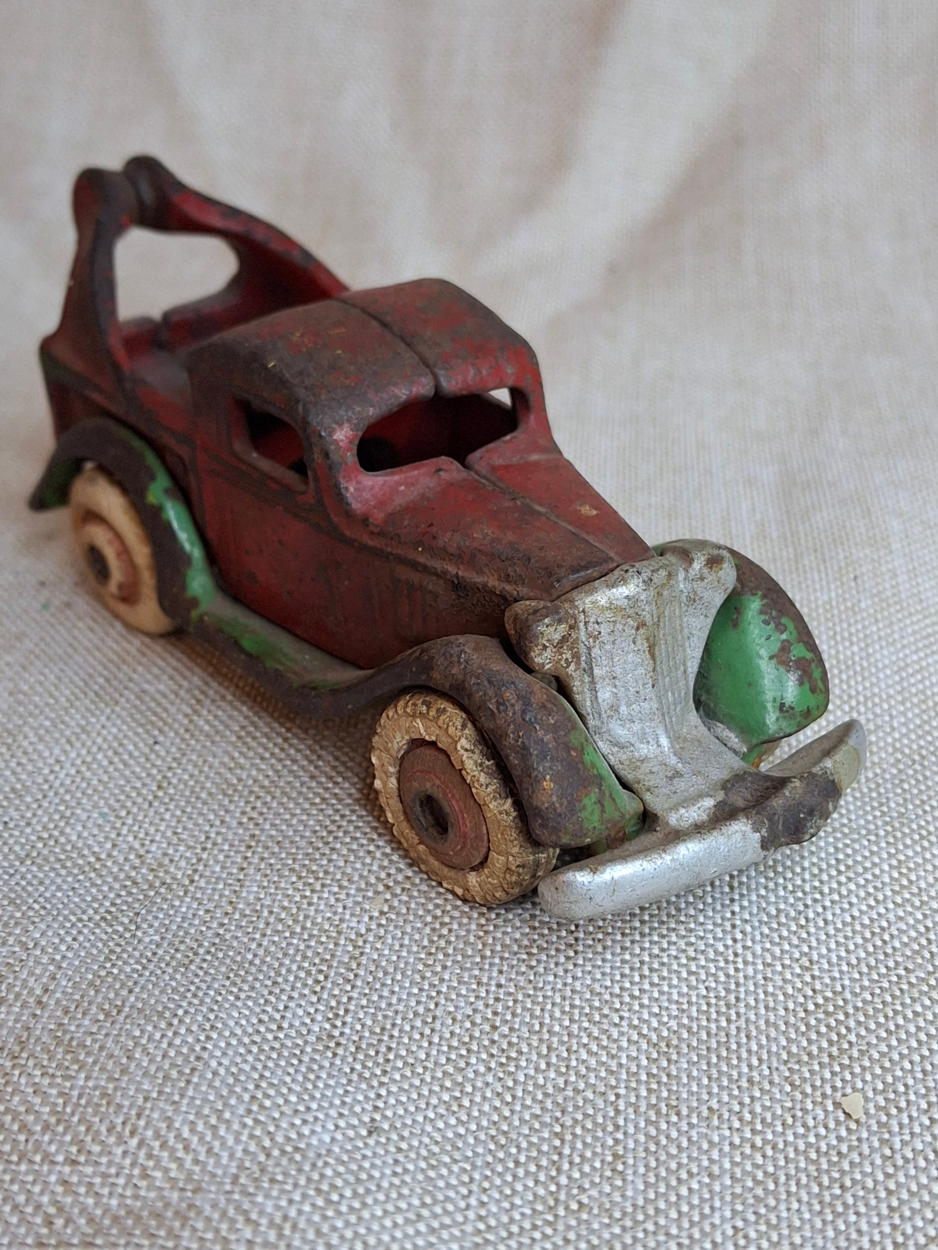 Antique Arcade Cast Iron Tow Truck Wrecker No. 263 Original Paint 1930s USA