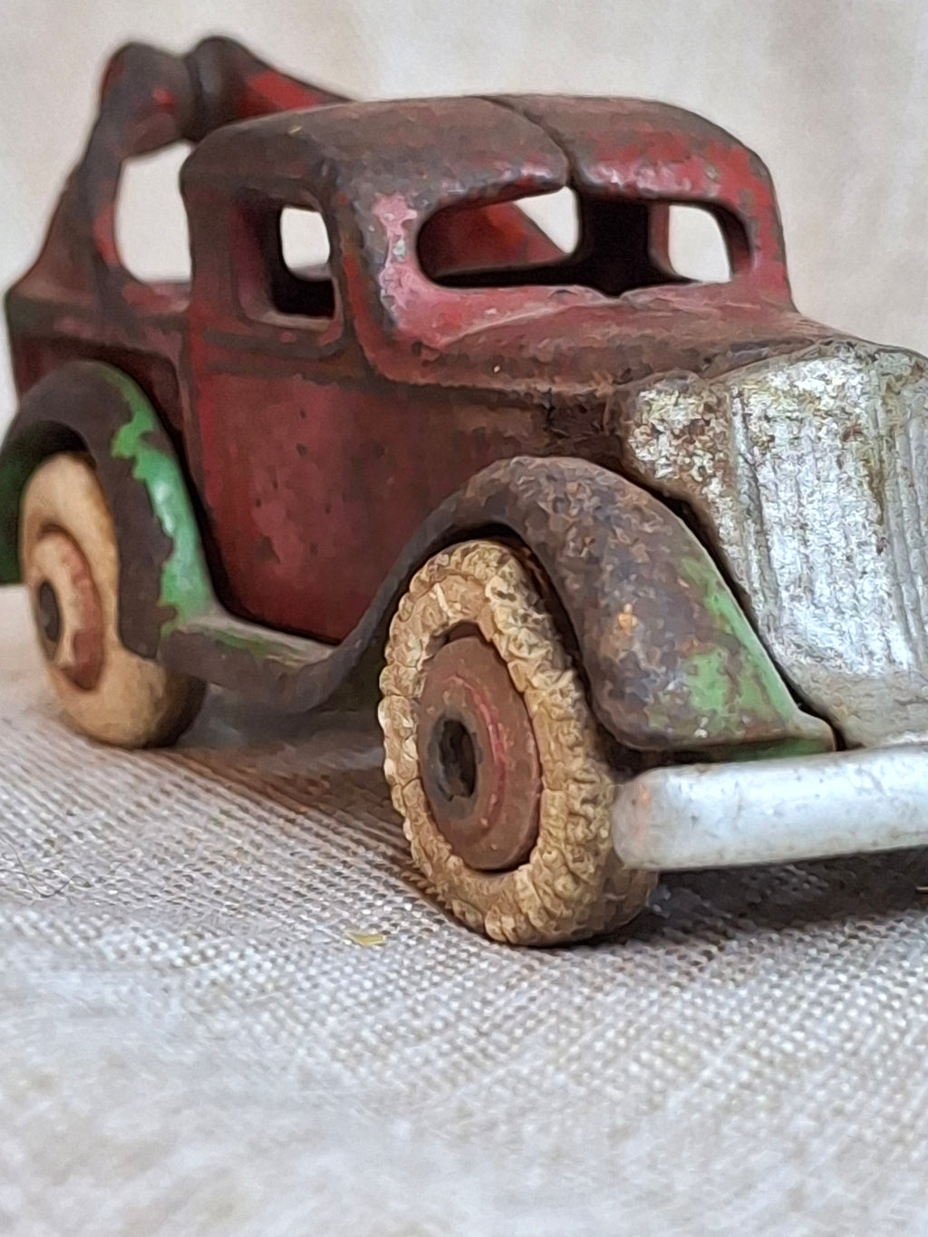 Antique Arcade Cast Iron Tow Truck Wrecker No. 263 Original Paint 1930s USA