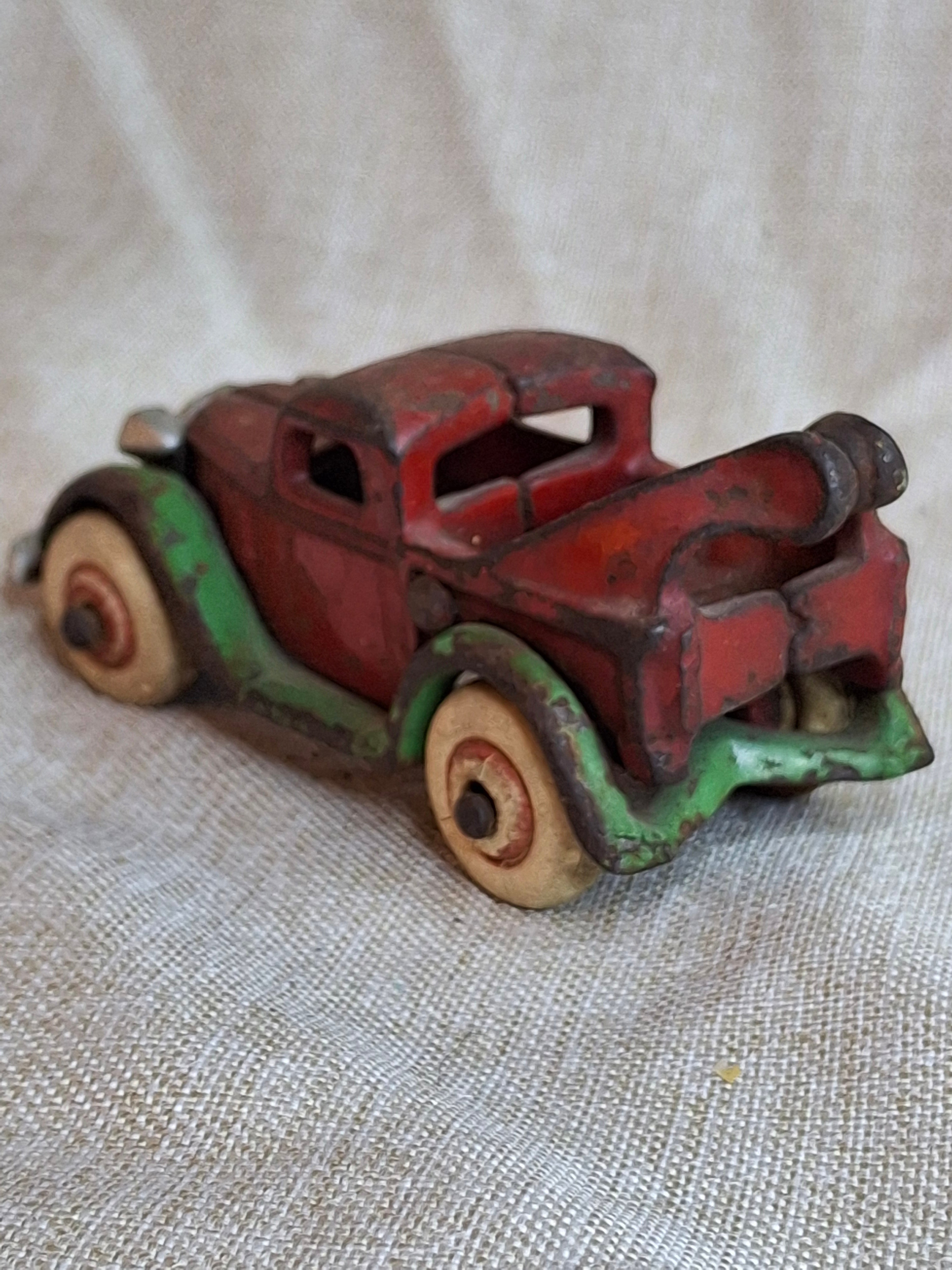 Antique Arcade Cast Iron Tow Truck Wrecker No. 263 Original Paint 1930s USA