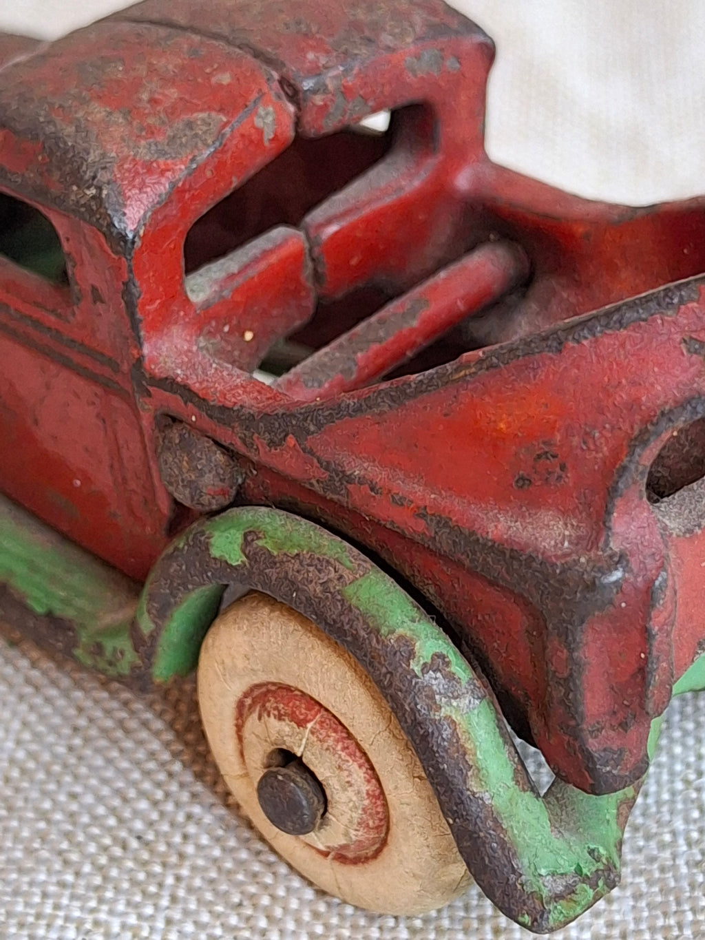 Antique Arcade Cast Iron Tow Truck Wrecker No. 263 Original Paint 1930s USA