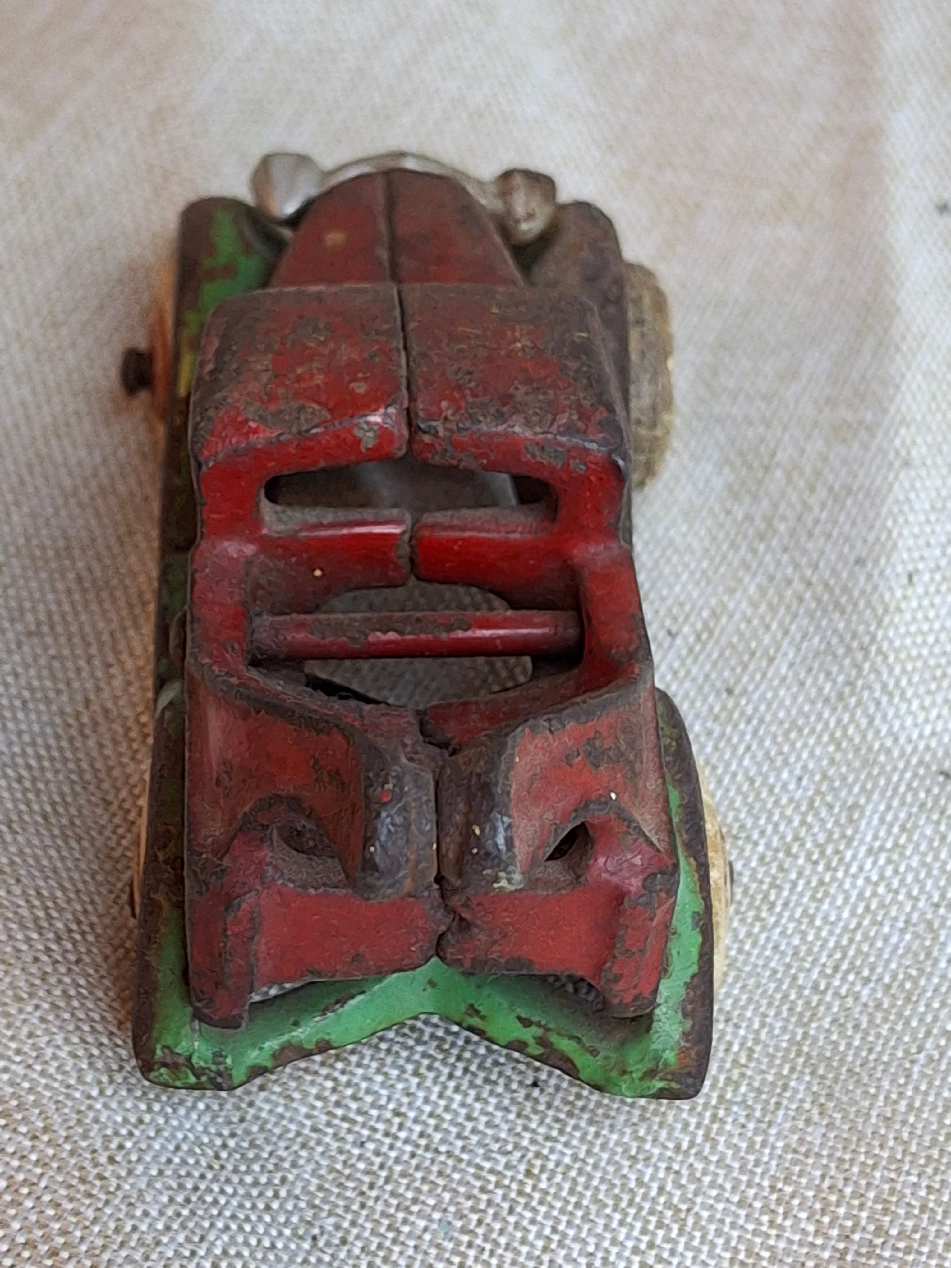 Antique Arcade Cast Iron Tow Truck Wrecker No. 263 Original Paint 1930s USA