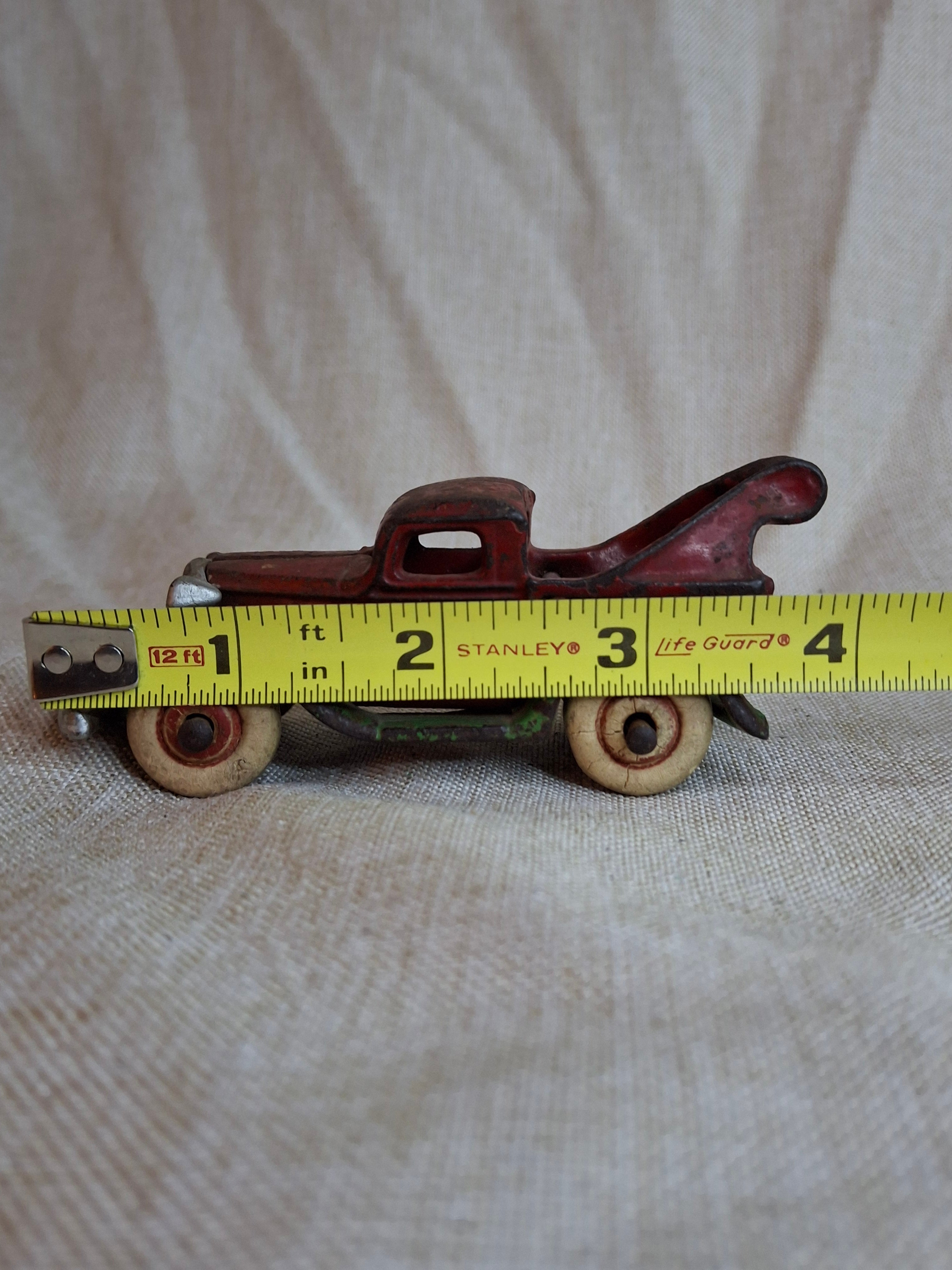 Antique Arcade Cast Iron Tow Truck Wrecker No. 263 Original Paint 1930s USA